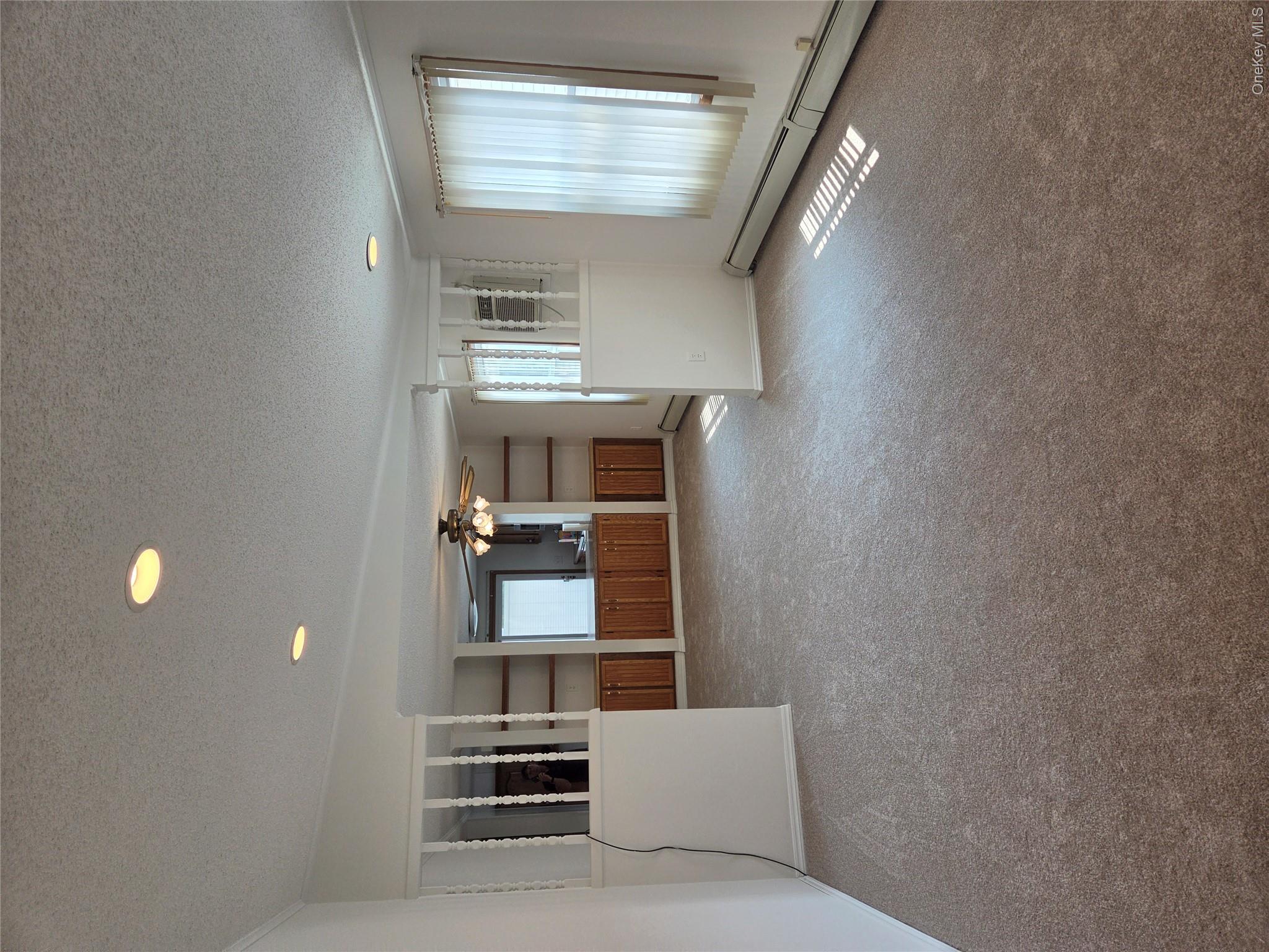 162 Village Circle Property Photo 2