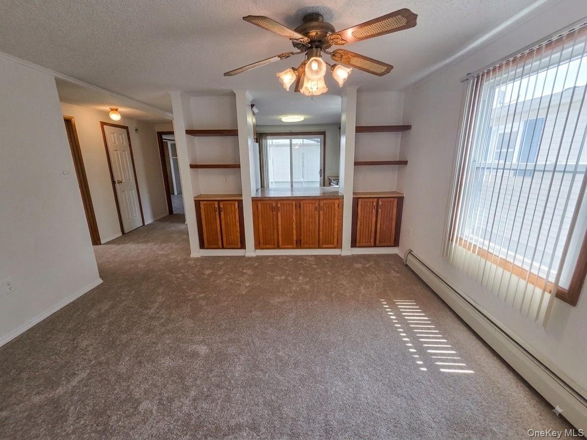 162 Village Circle Property Photo 3