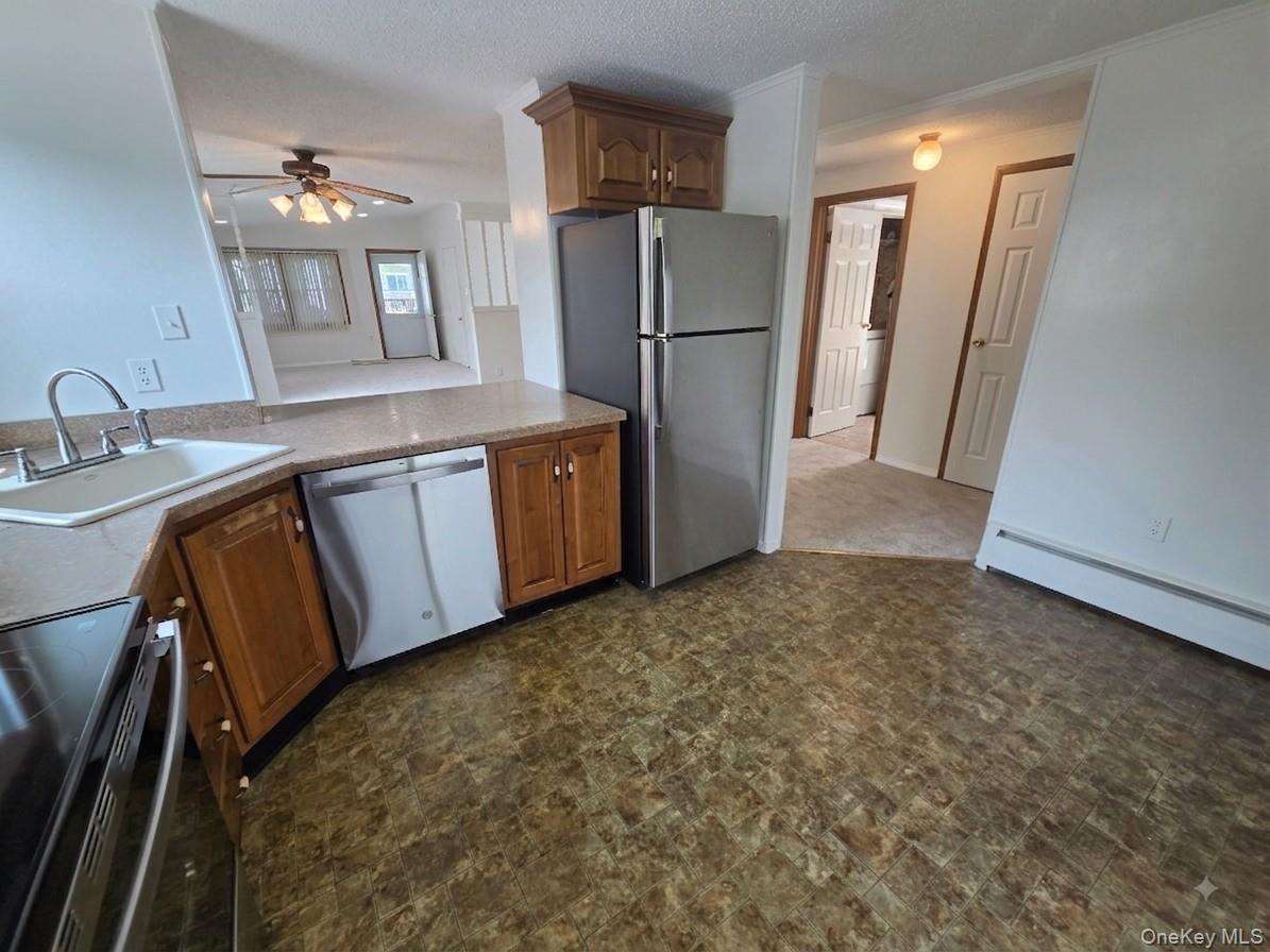 162 Village Circle Property Photo 9