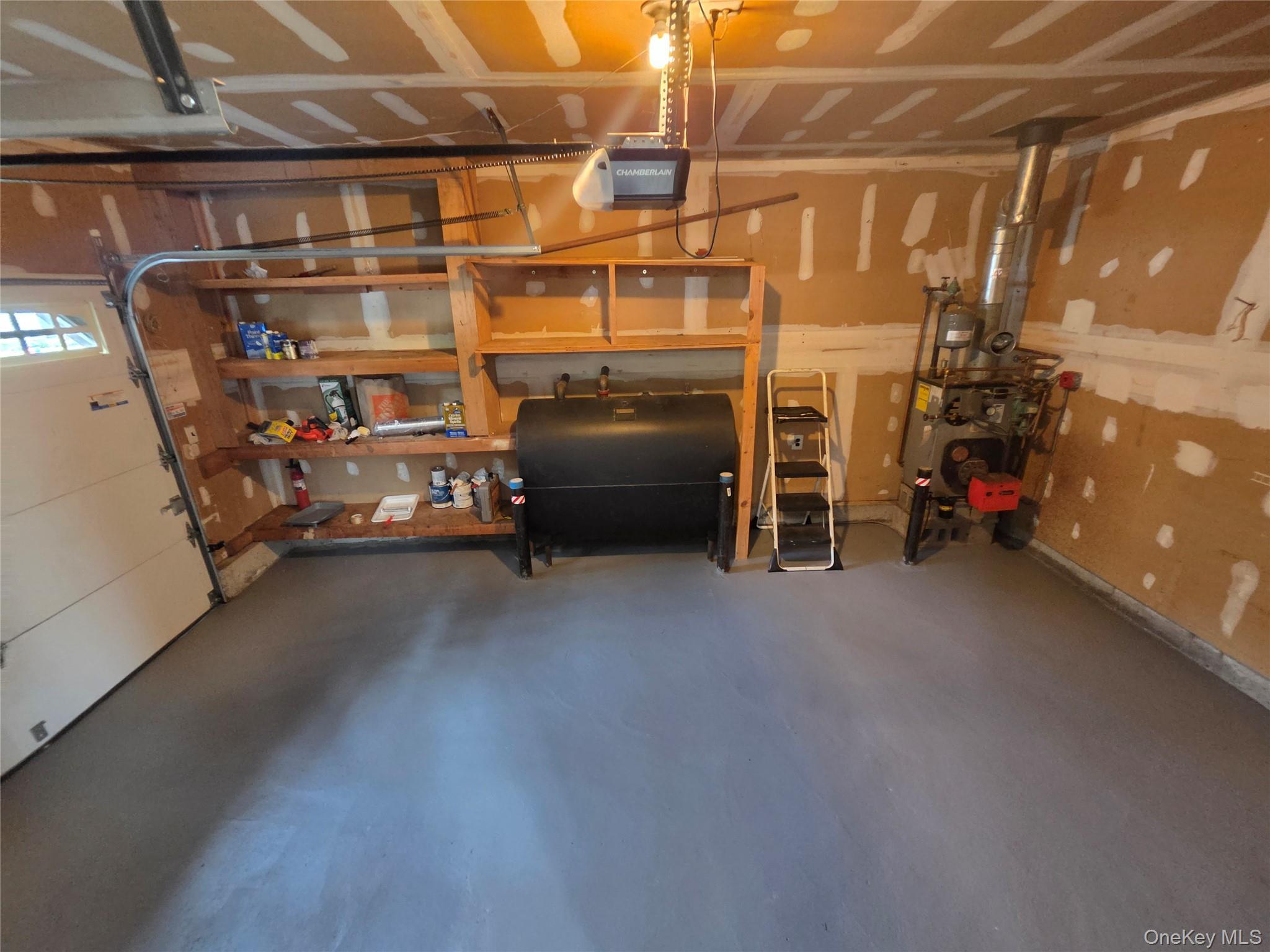 162 Village Circle Property Photo 12