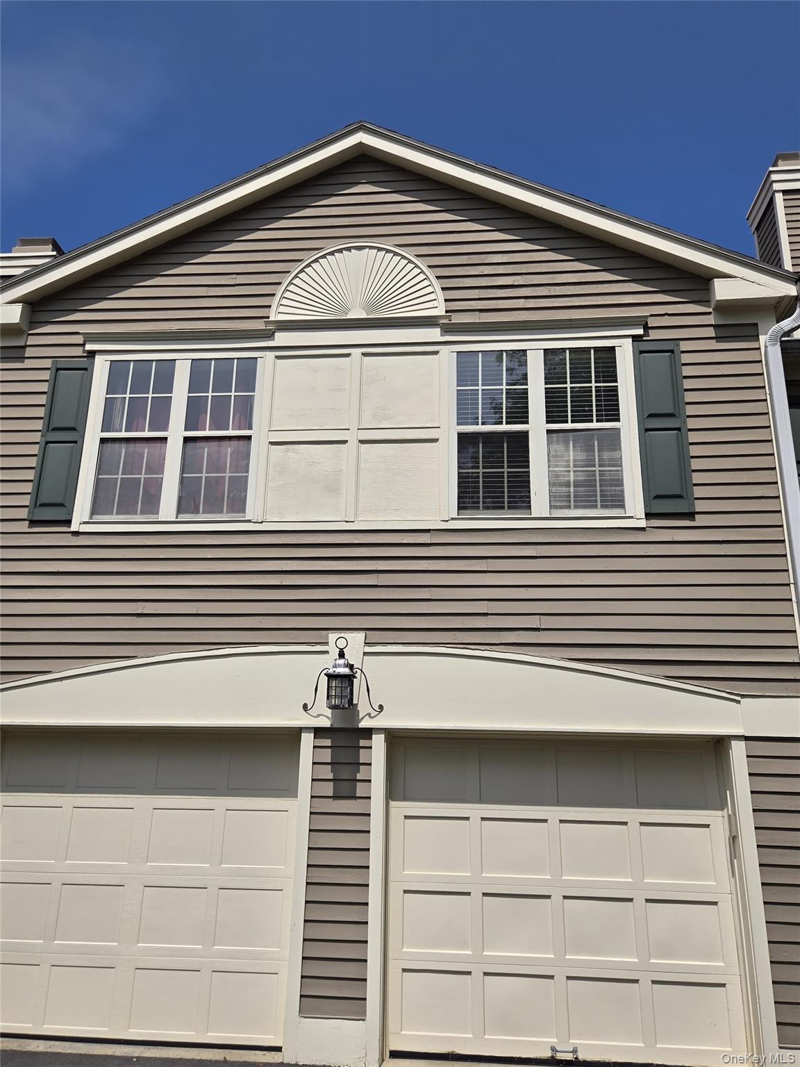 1506 Pondcrest Lane Property Photo 2