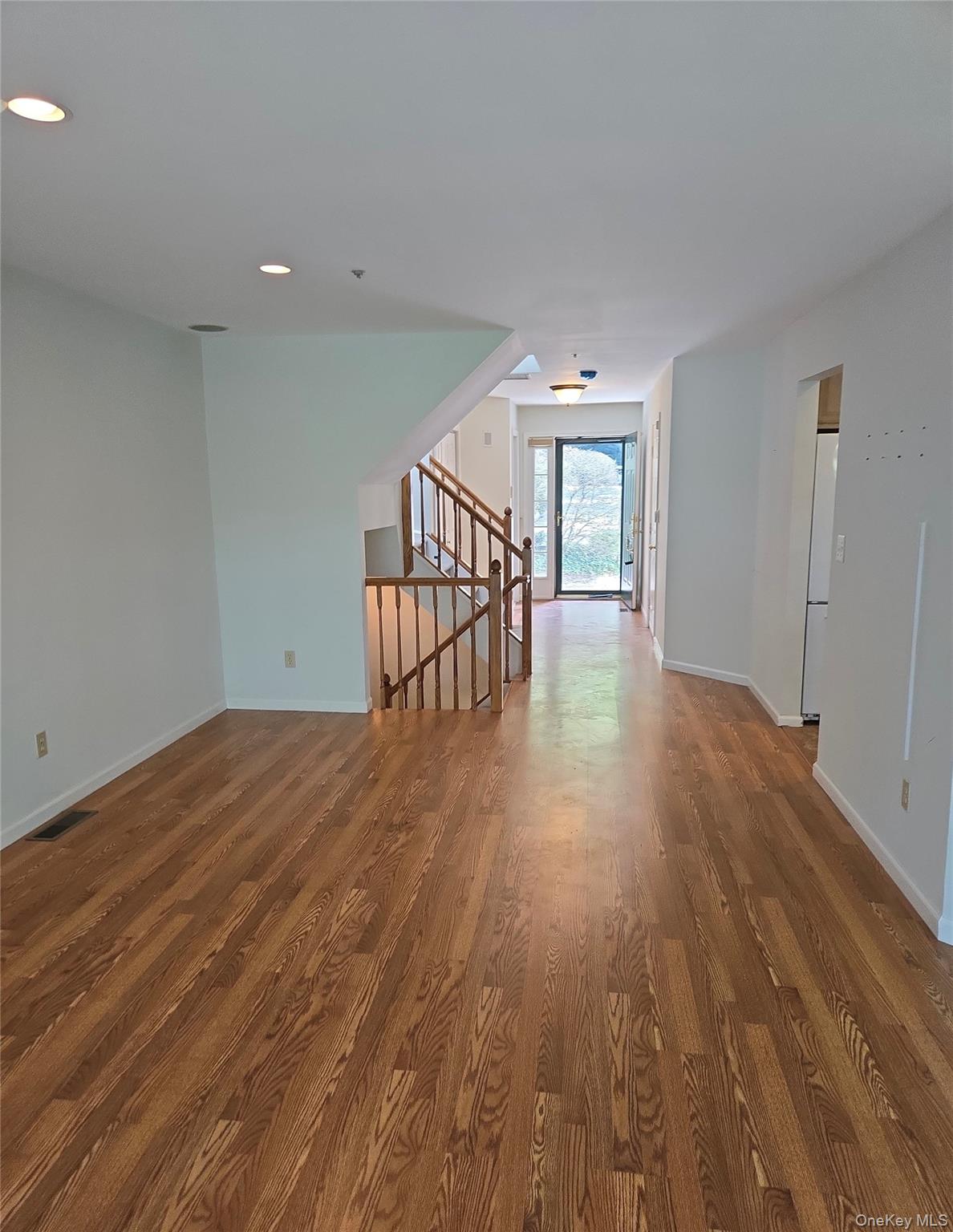 1506 Pondcrest Lane Property Photo 8