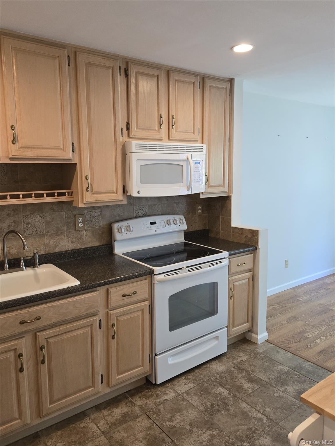 1506 Pondcrest Lane Property Photo 20