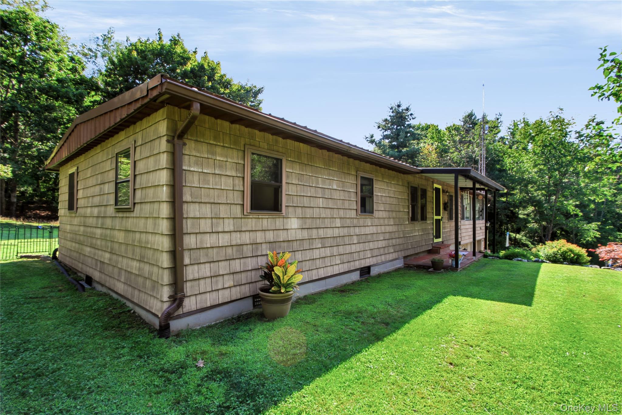 80 Lake Shore Acres Property Photo 3