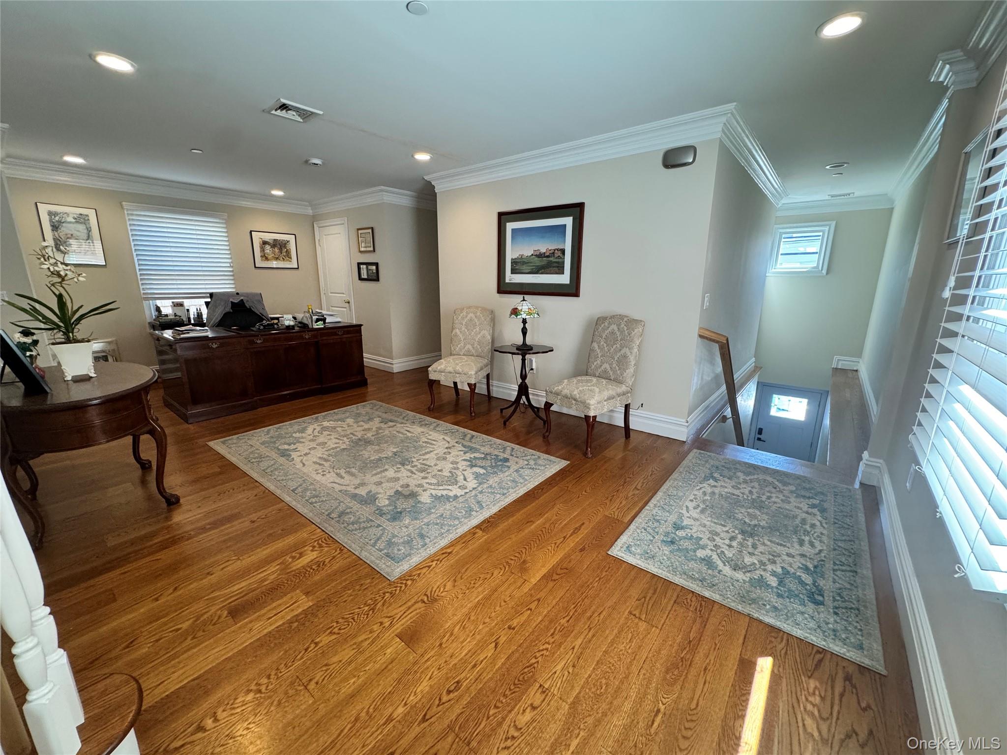 839 W Park Avenue Property Photo 3