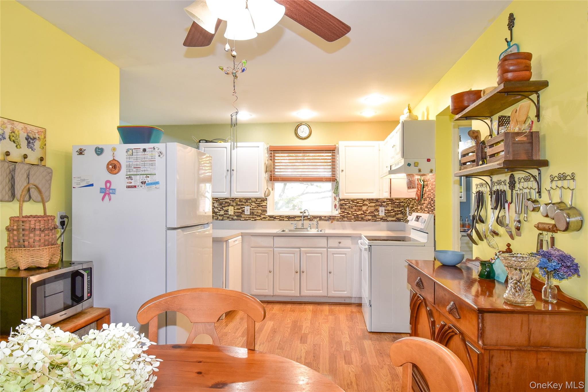 38 Montauk Road Property Photo 6