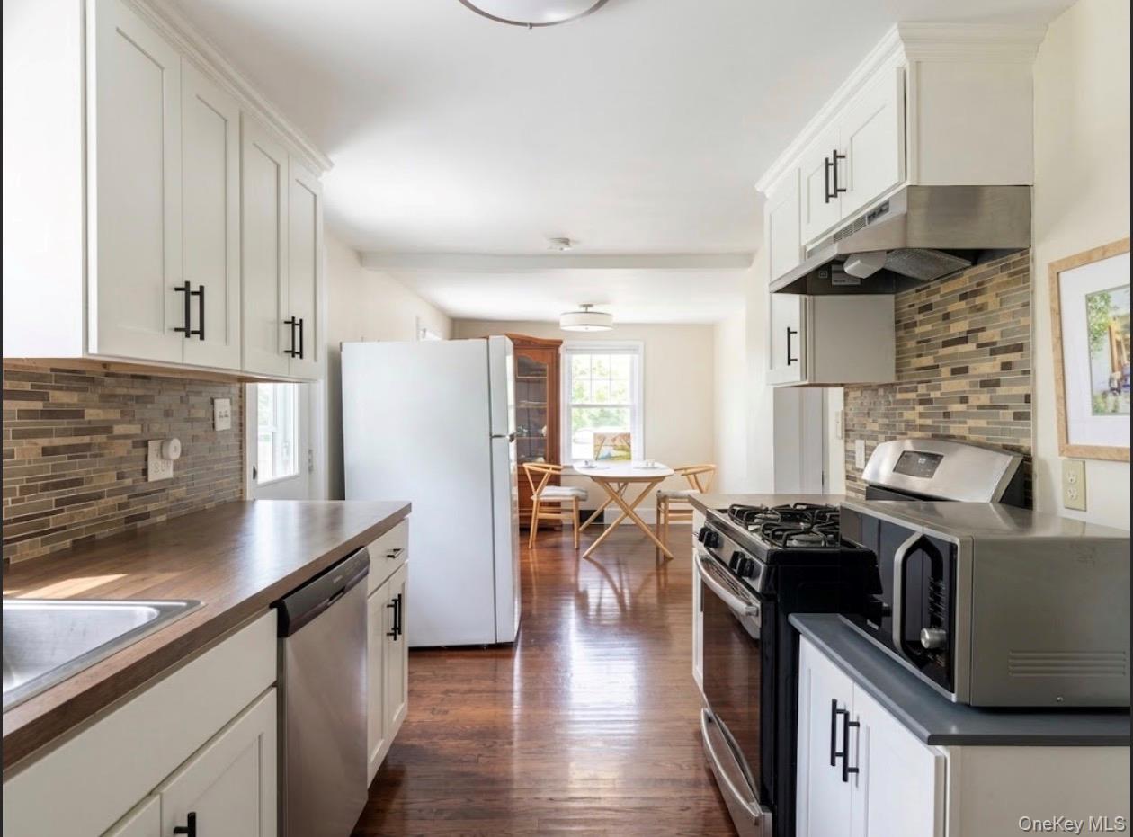26 Gardner Avenue Property Photo 7