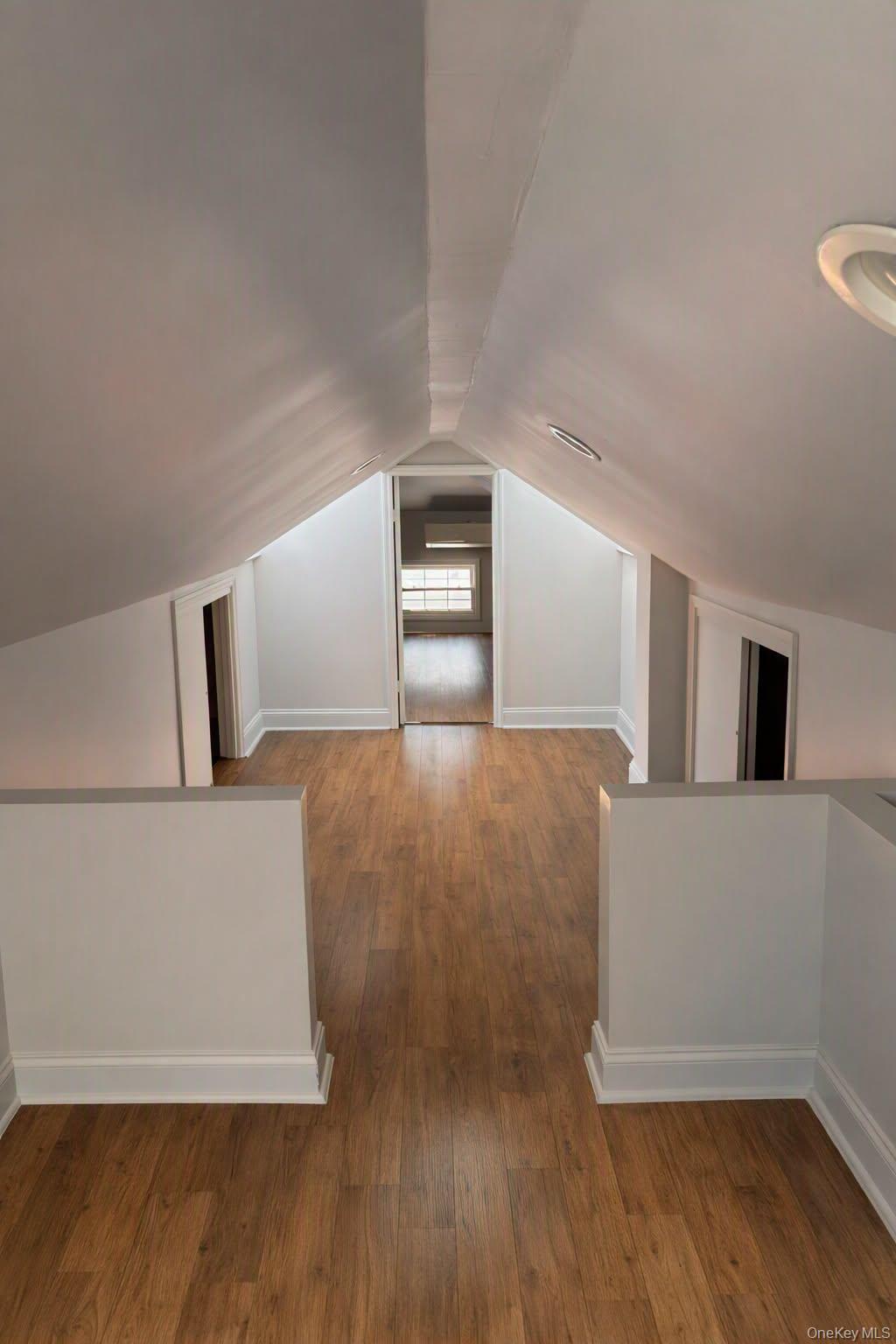 11120 14th Road Property Photo 6