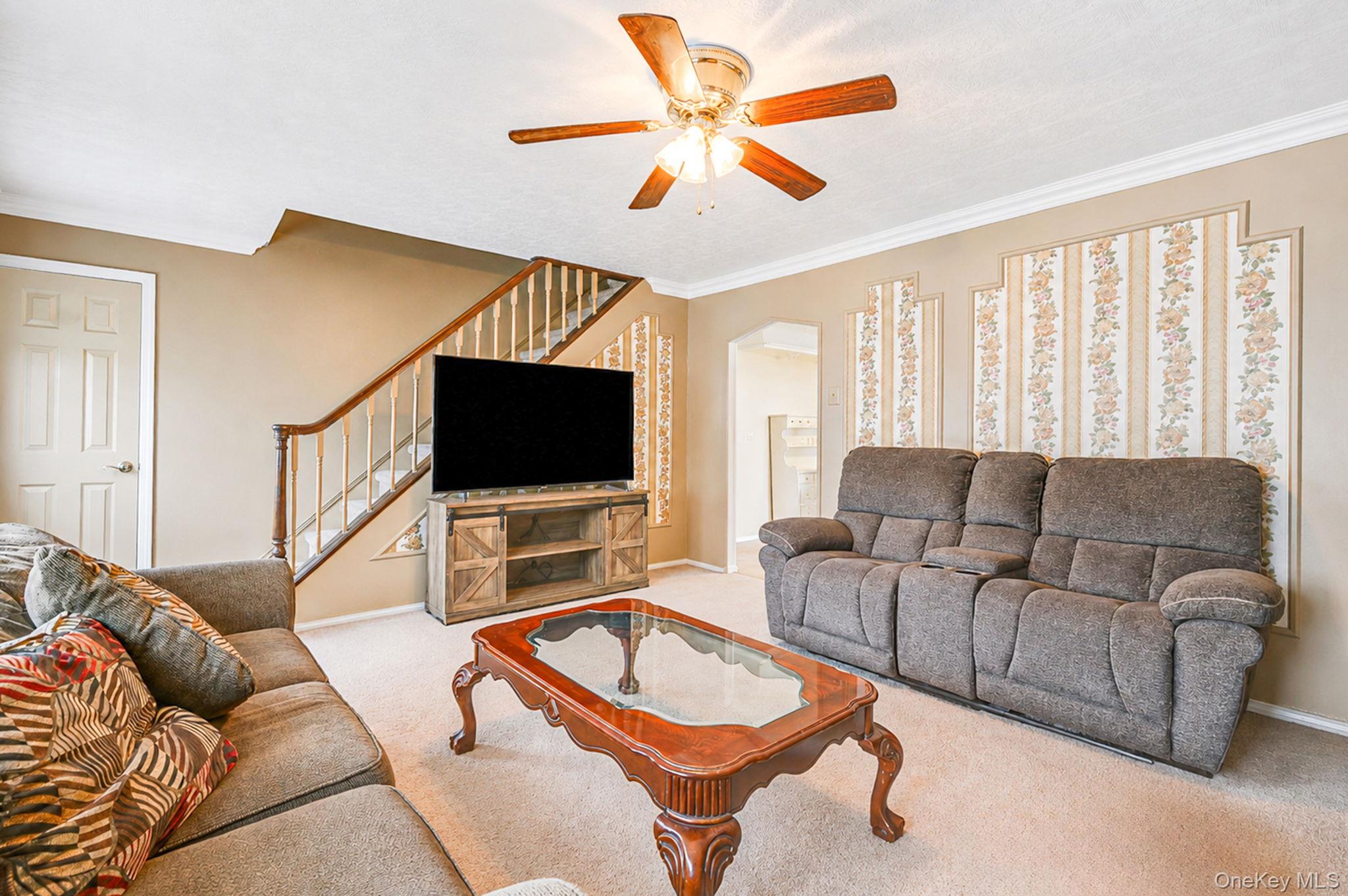 218 11th Street Property Photo 4