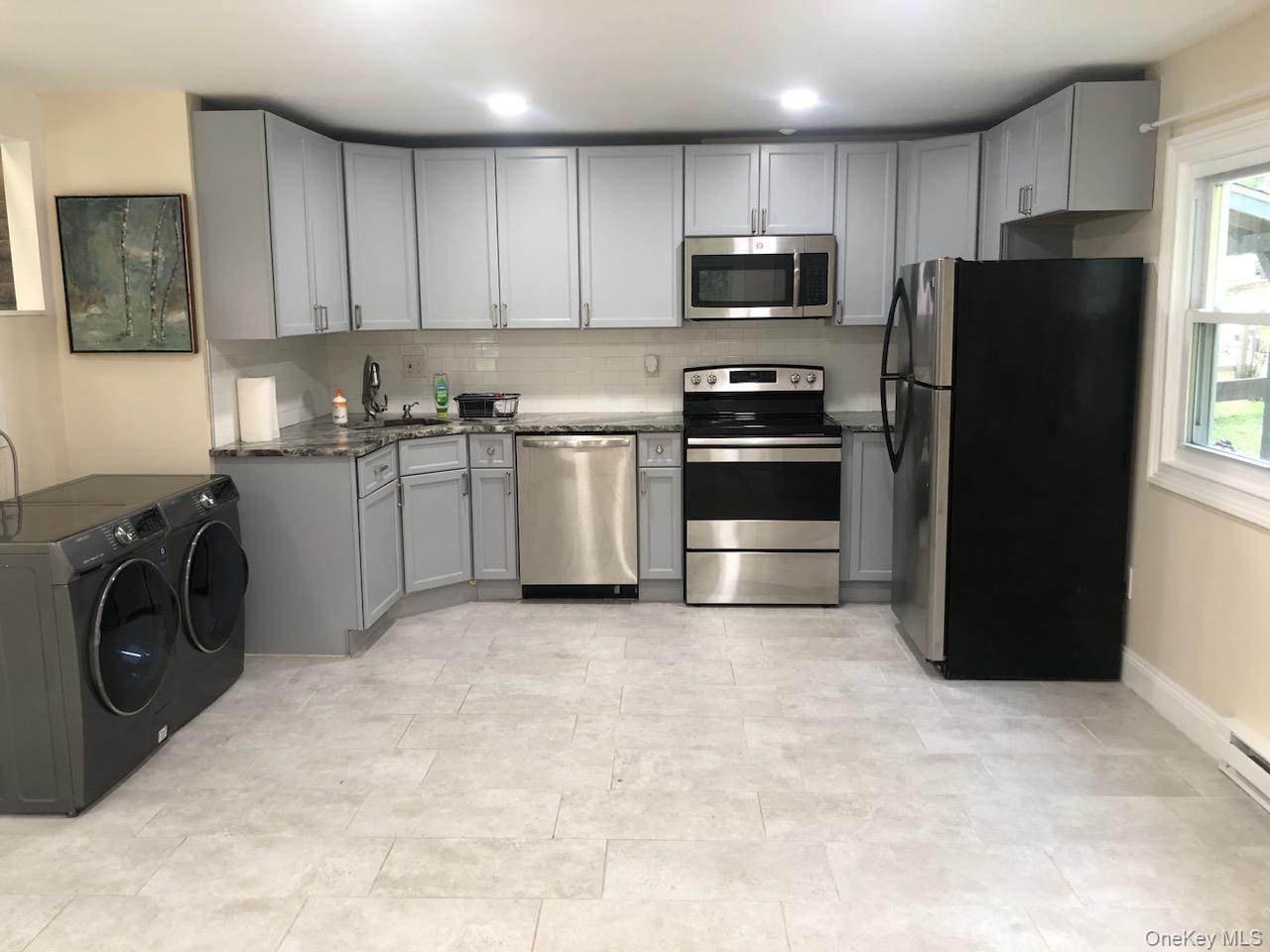 1039193 Property Photo 5