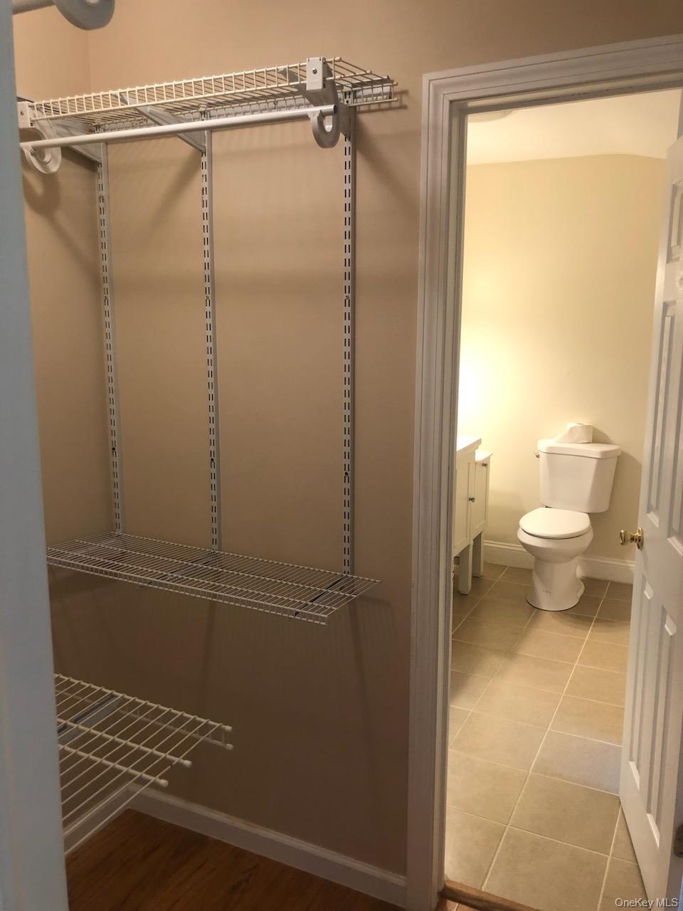 1039193 Property Photo 9