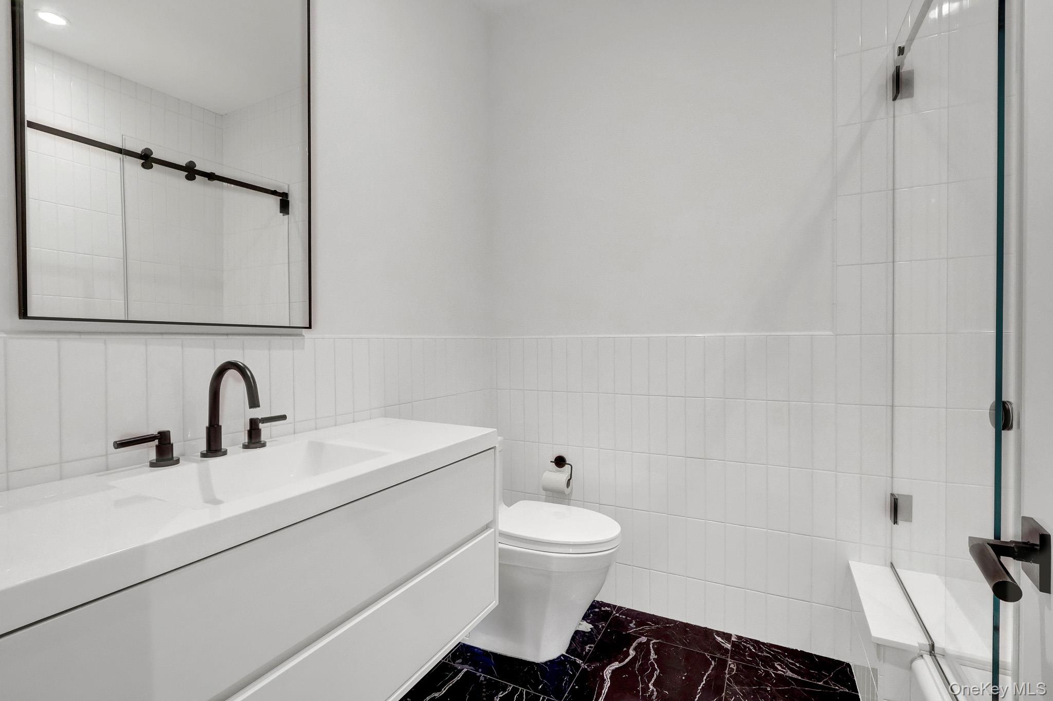 251-51 52nd Avenue Property Photo 31