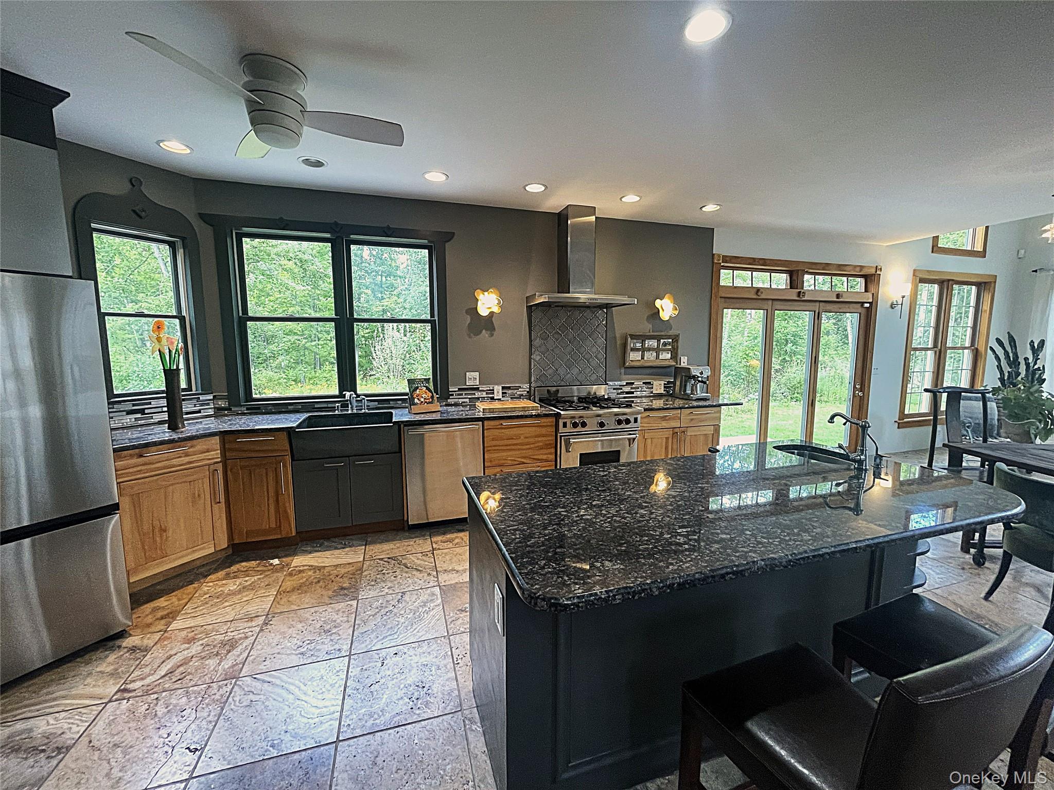 55 Interlochen Parkway Property Photo 6