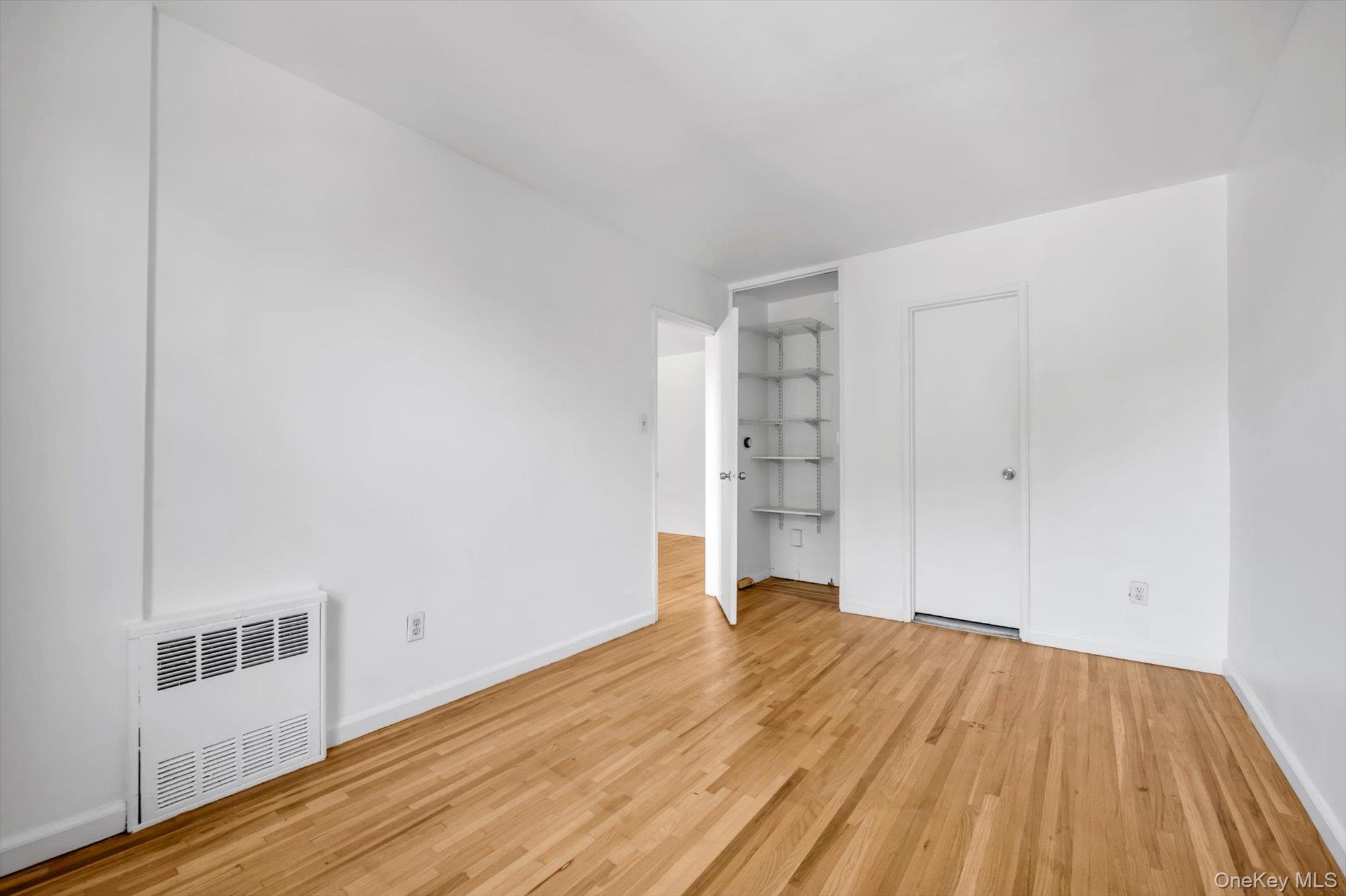 68-15 Selfridge Street J3 Property Photo 8