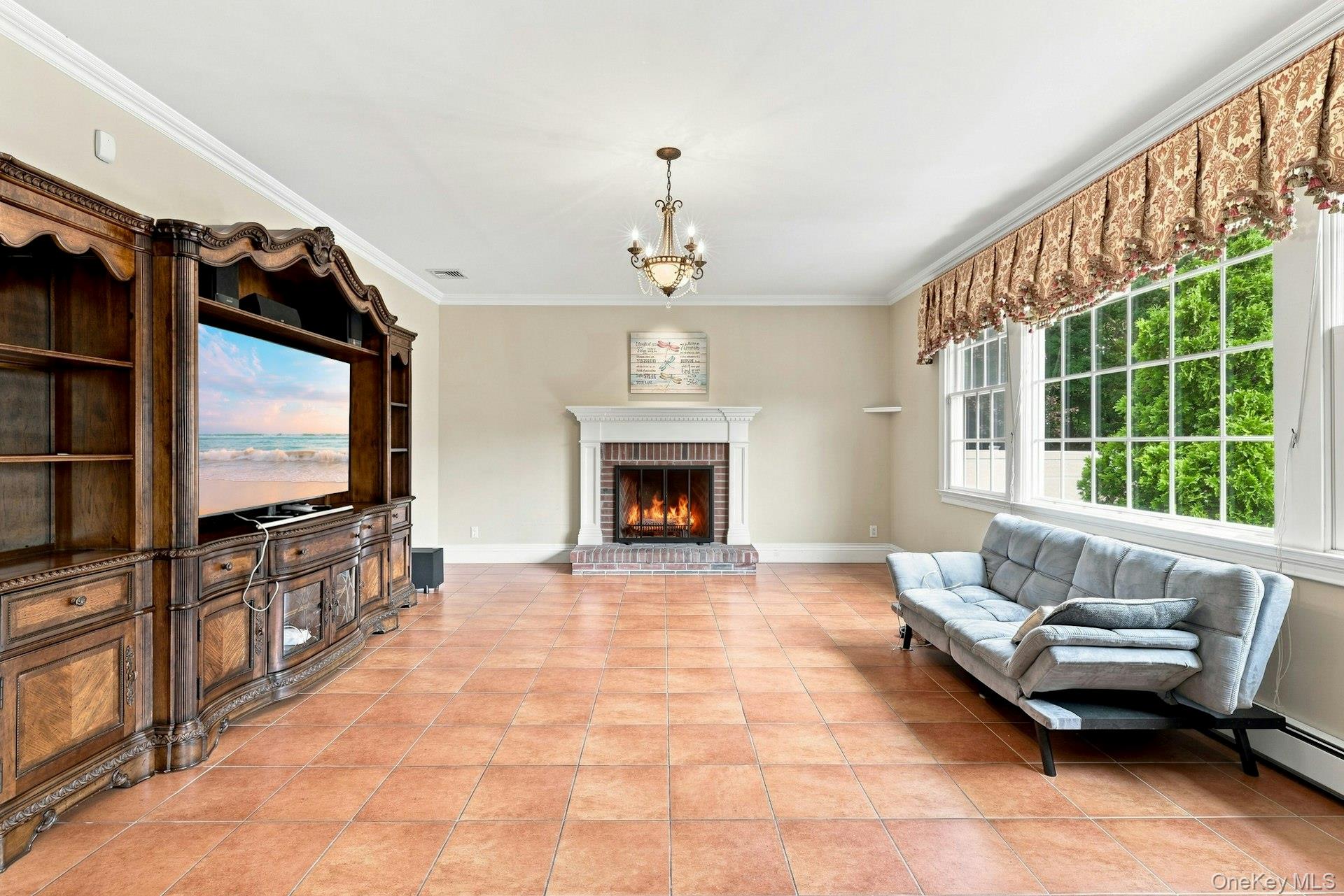 28 Spruce Street Property Photo 7