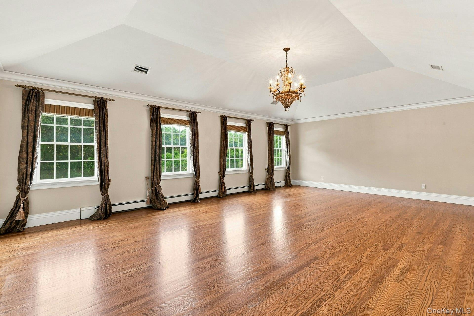 28 Spruce Street Property Photo 17