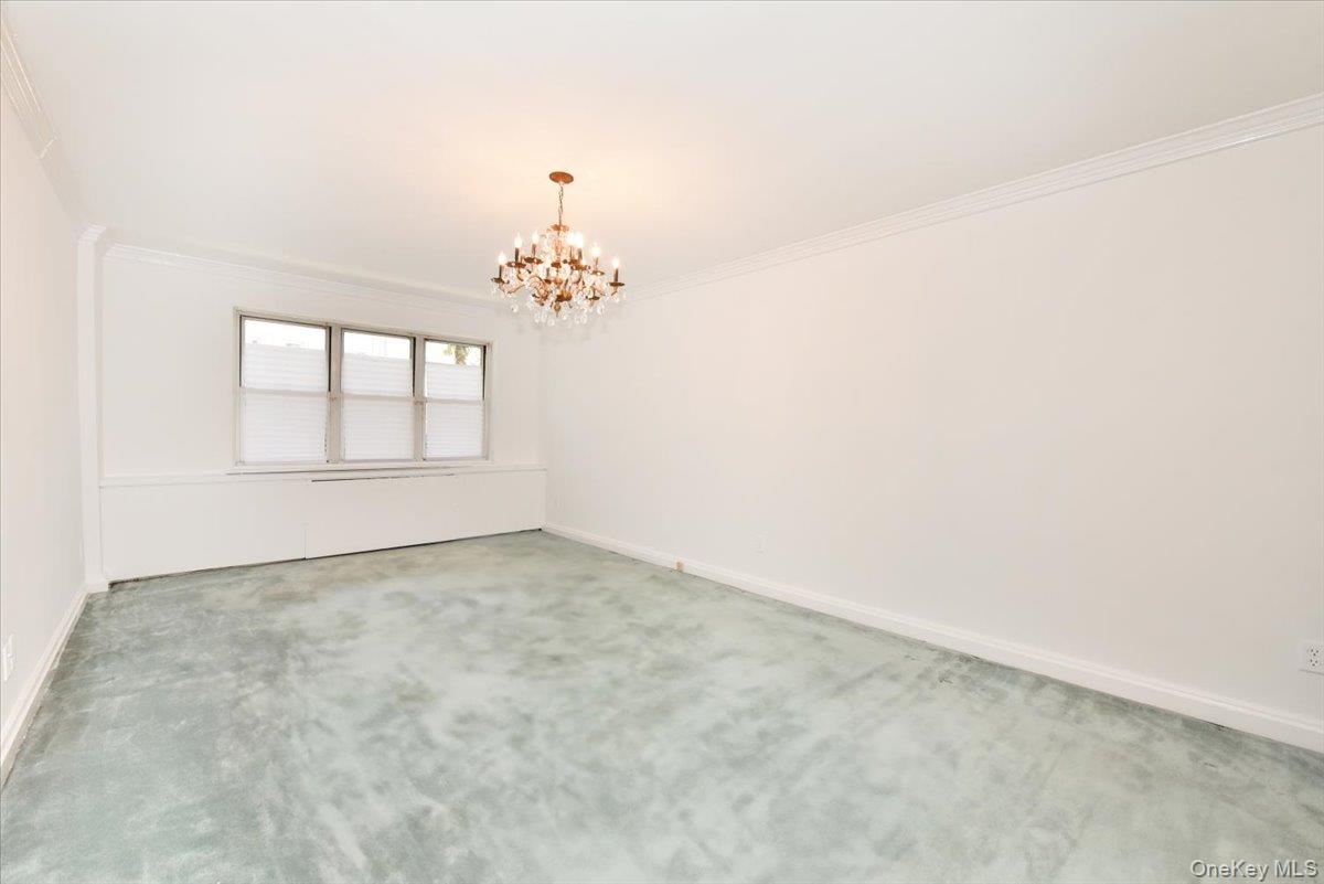 180 S Middle Neck Road 1-j Property Photo 6