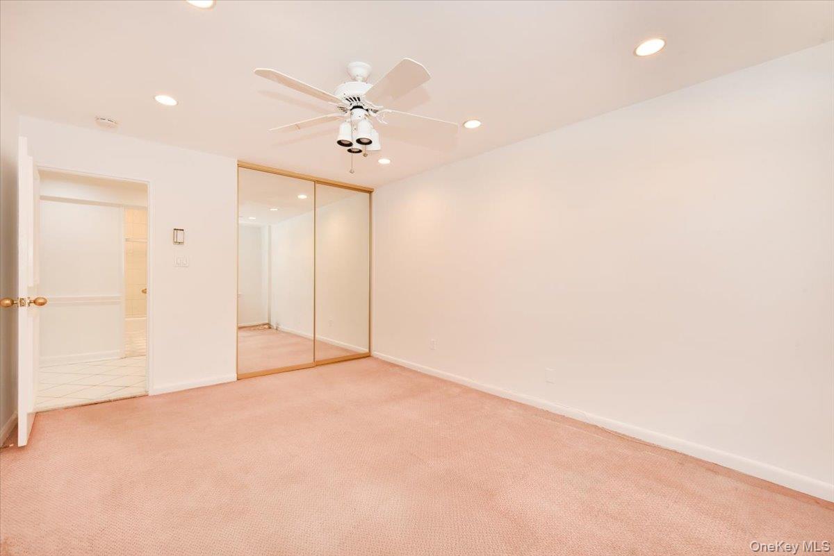 180 S Middle Neck Road 1-j Property Photo 17