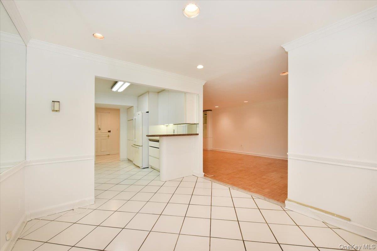 180 S Middle Neck Road 1-j Property Photo 24