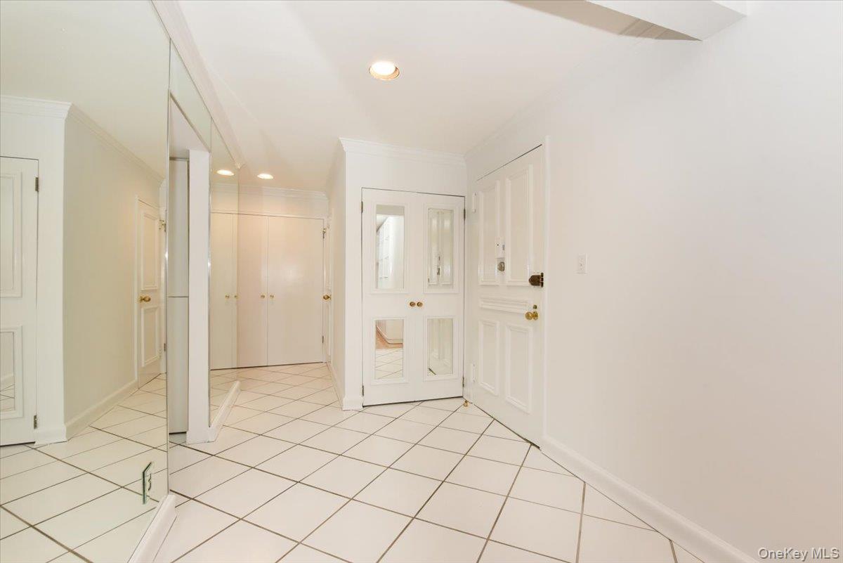 180 S Middle Neck Road 1-j Property Photo 32