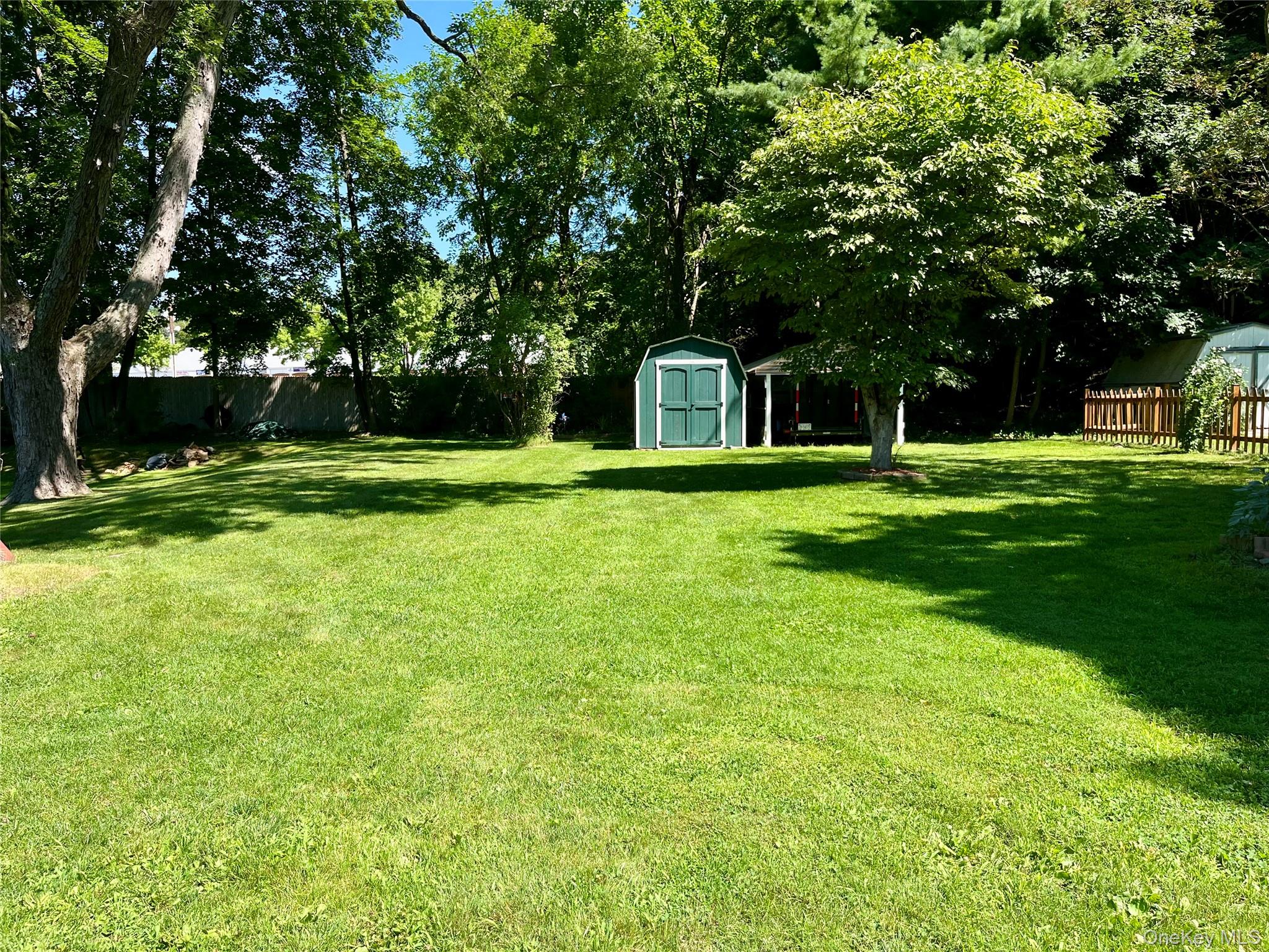 11 Rose Place Property Photo 25