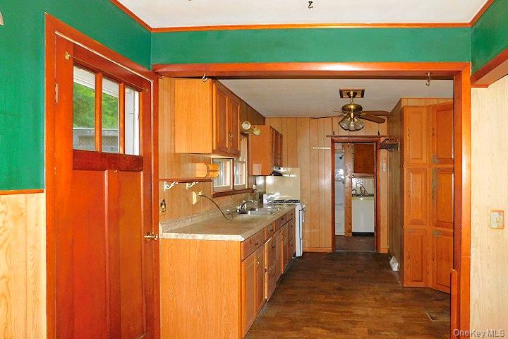 900 Salisbury Turnpike Property Photo 6