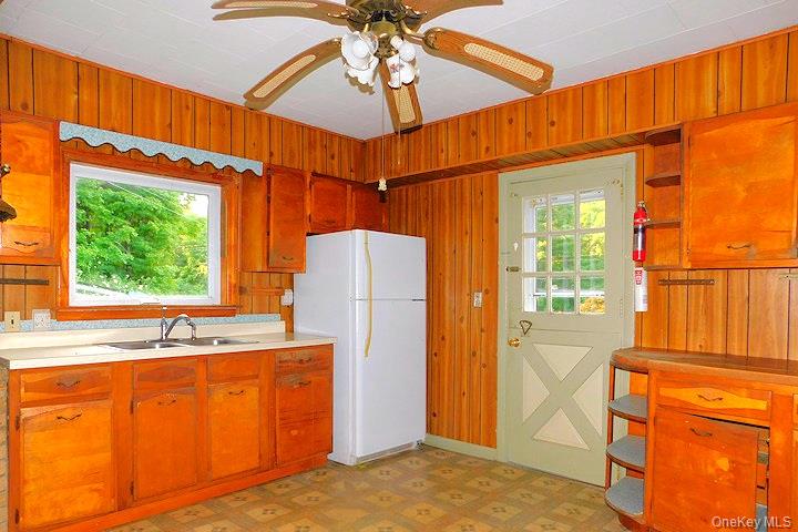 900 Salisbury Turnpike Property Photo 13