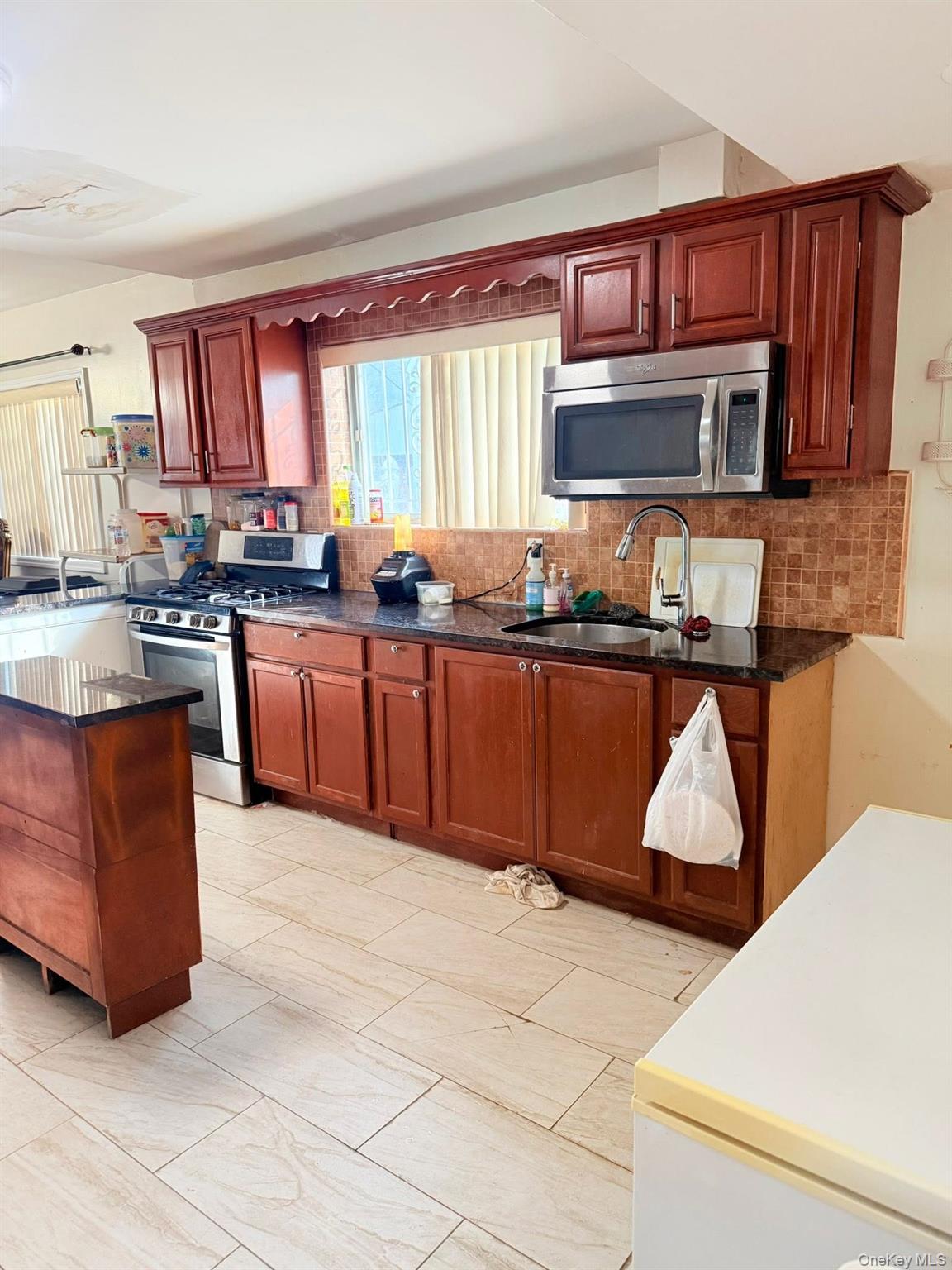 11219 176th Street Property Photo 8