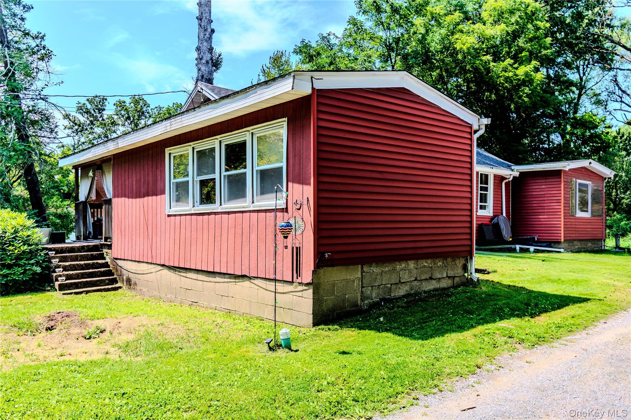 95 Riley Road Property Photo 3
