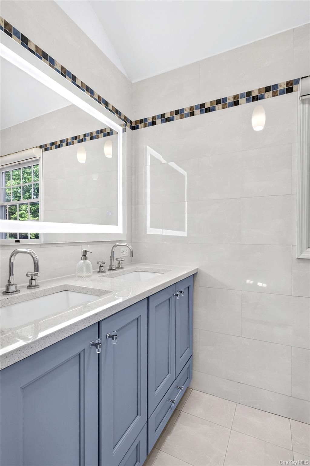 69 Eakins Road Property Photo 17