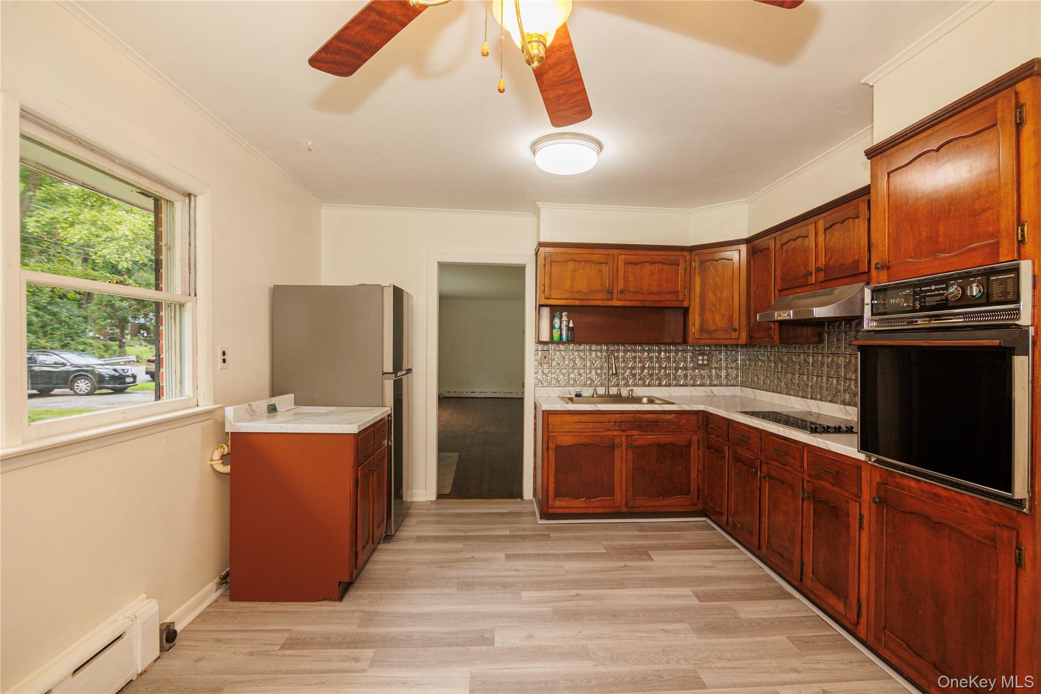 184 Lake Drive Property Photo 4