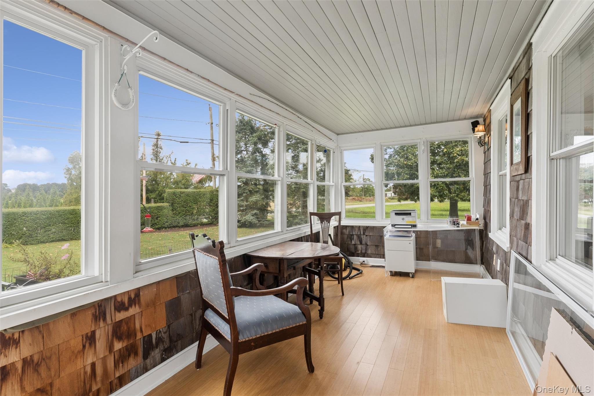 13700 Oregon Road Property Photo 6
