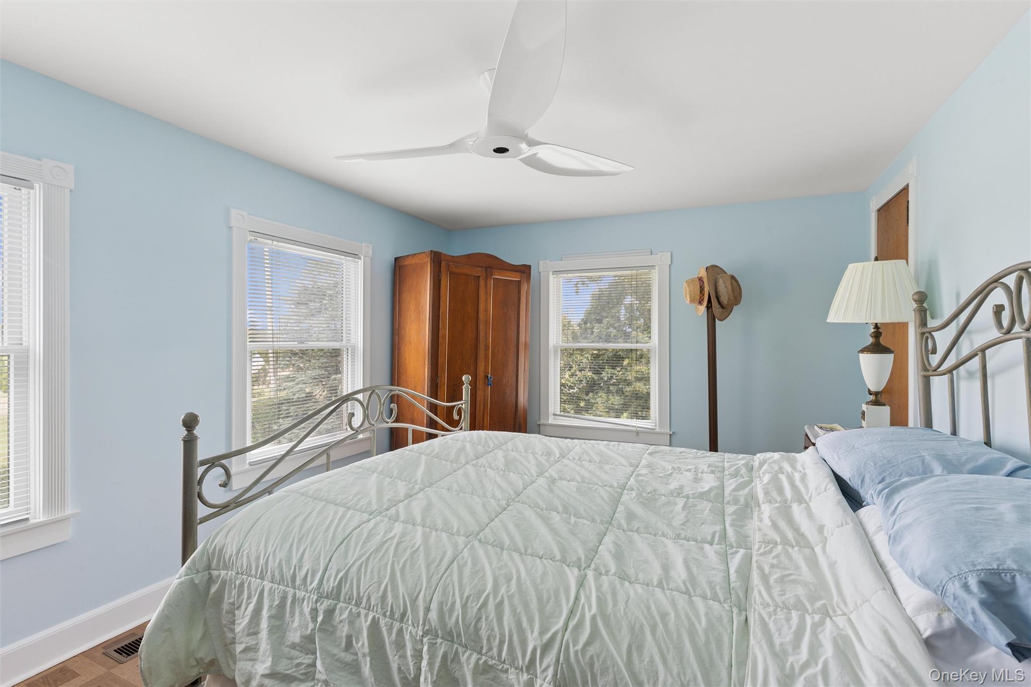 13700 Oregon Road Property Photo 19