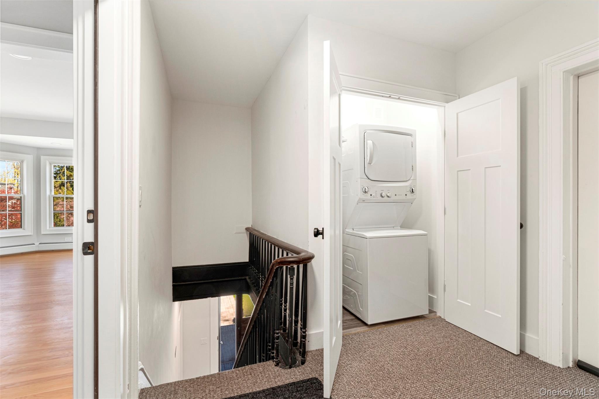 12 Oakland 1 Property Photo 10