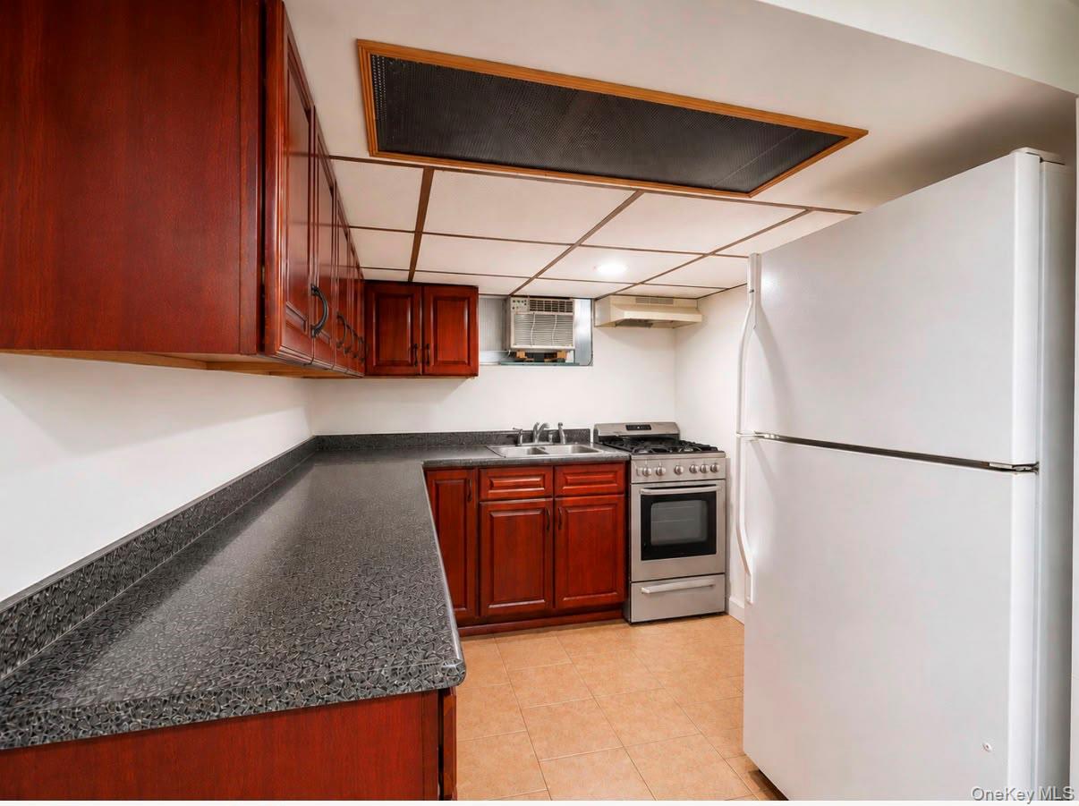 77-64 79th Street Property Photo 12