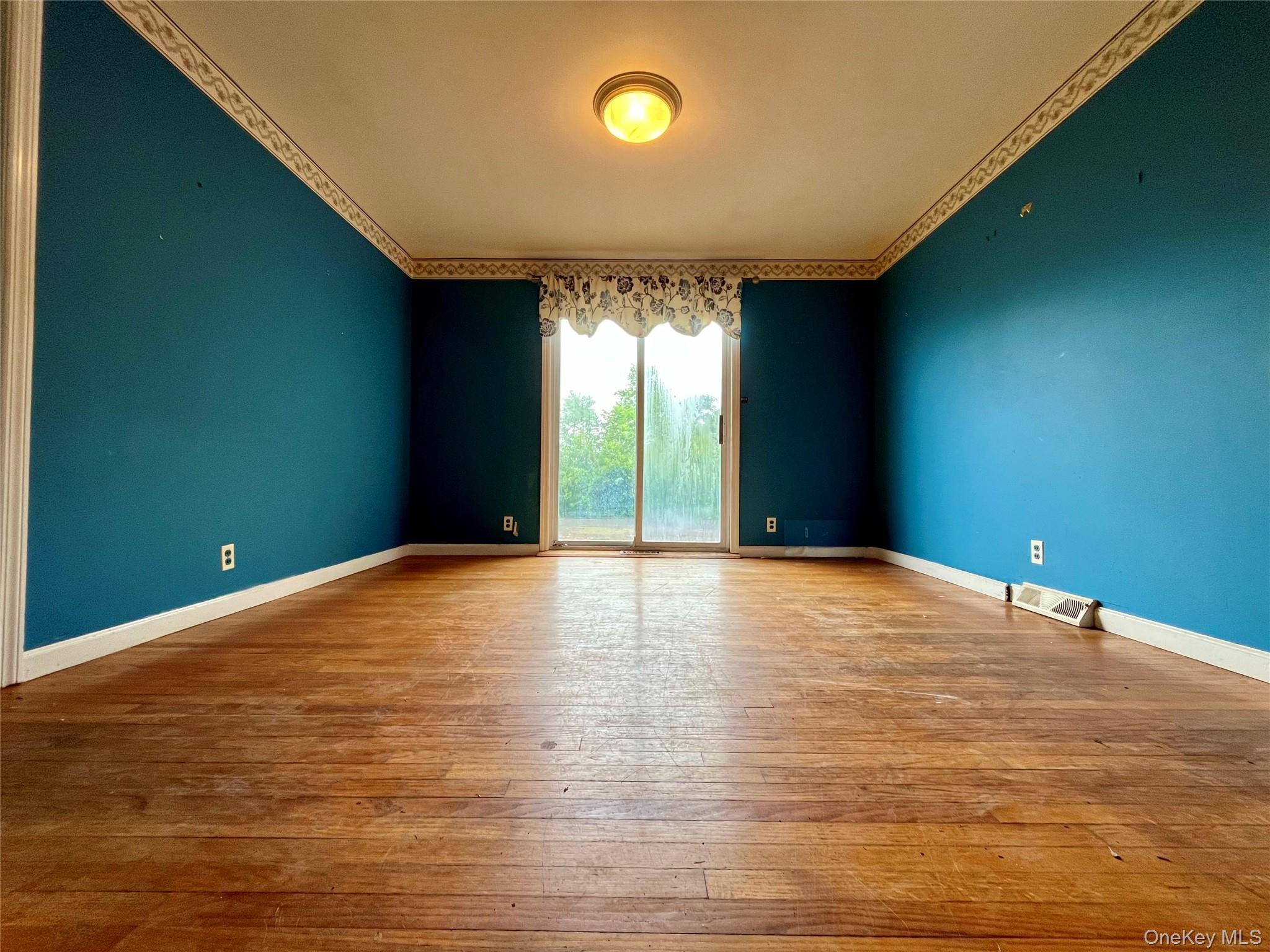 370 Greeves Road Property Photo 5