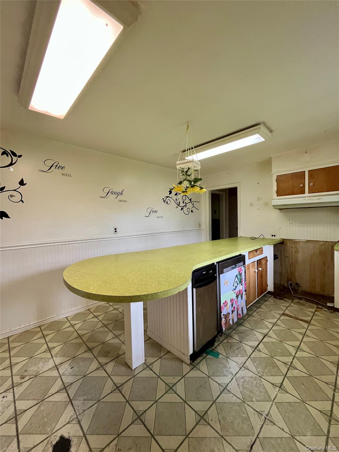 370 Greeves Road Property Photo 6