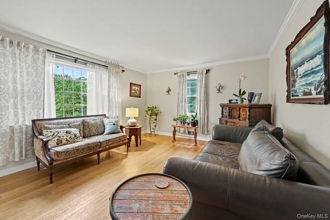 2 Edward Street Property Photo 6