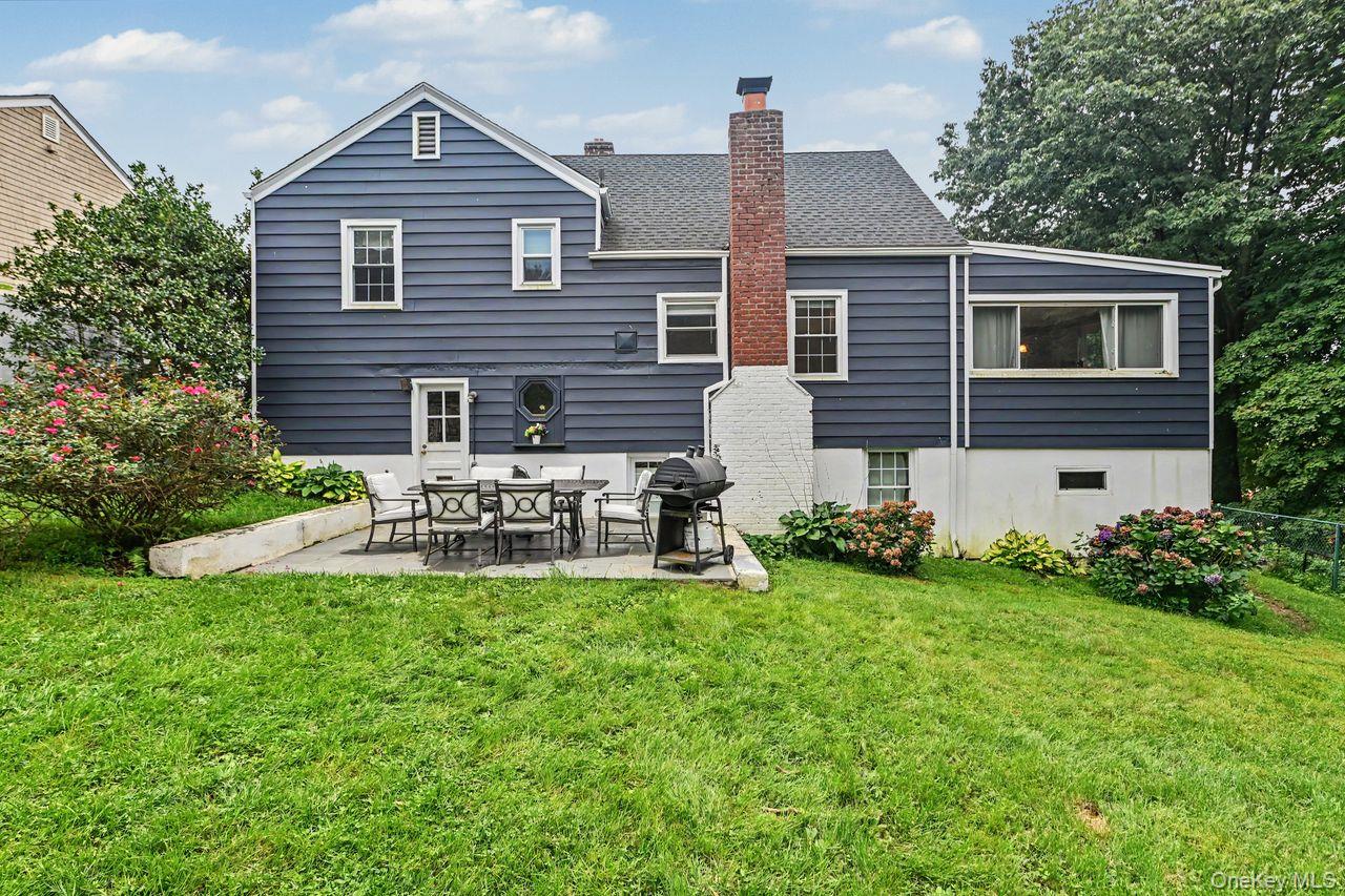 2 Edward Street Property Photo 24