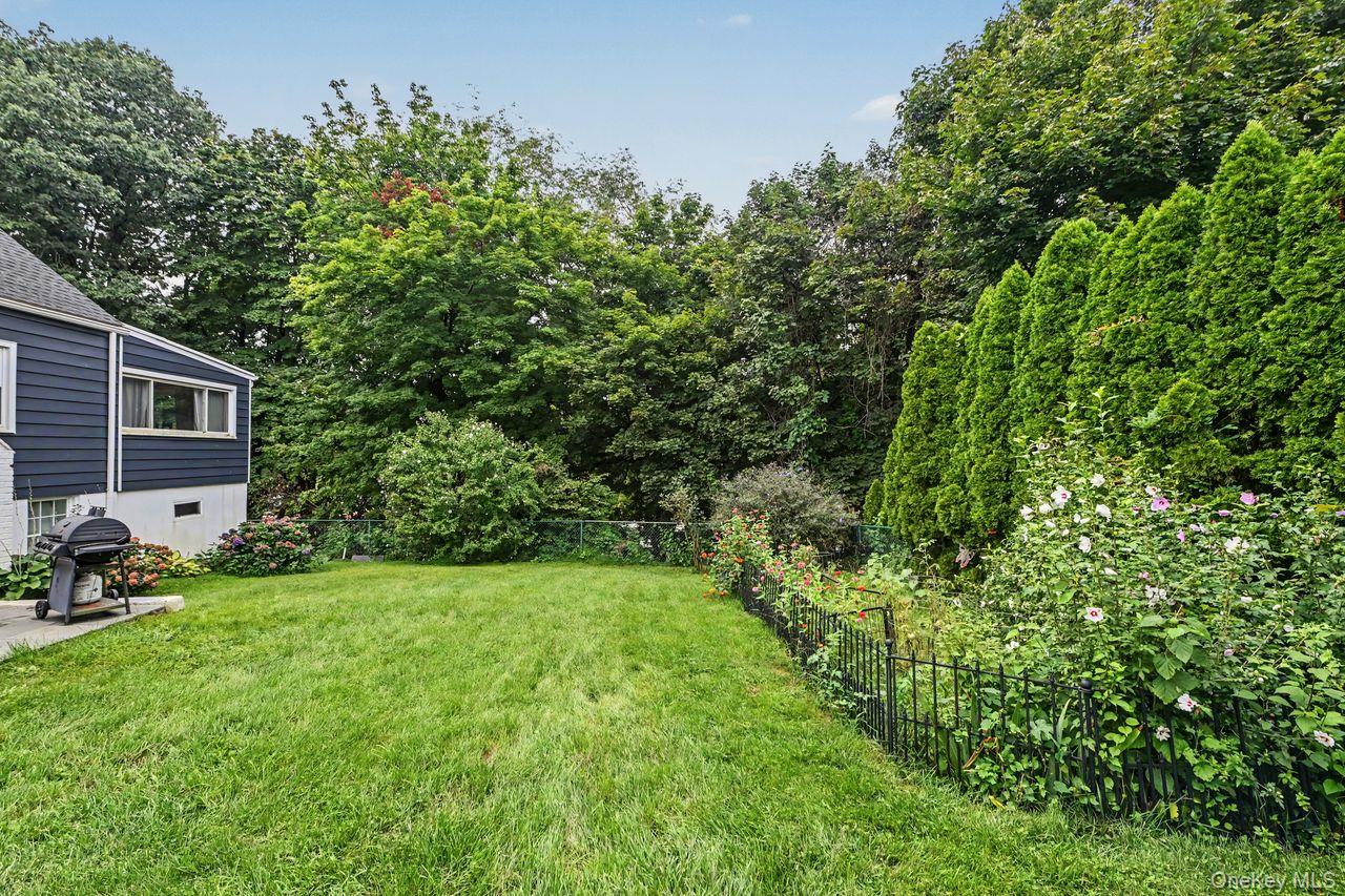 2 Edward Street Property Photo 27