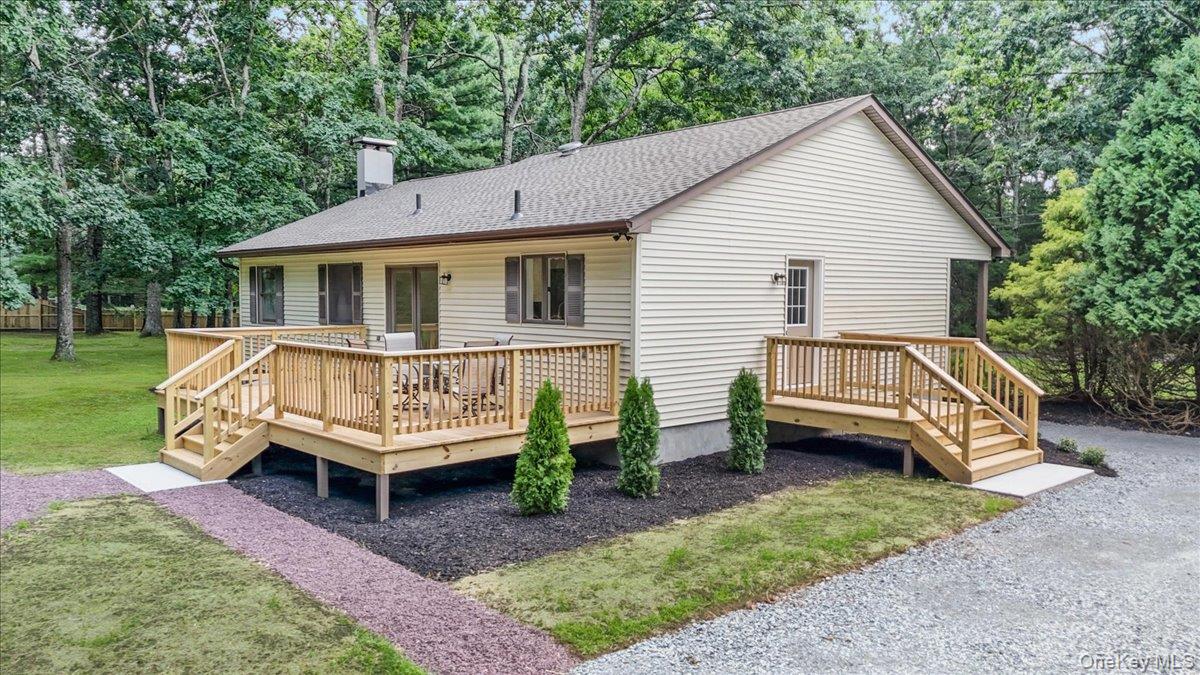 55 Somarelli Road Property Photo 2