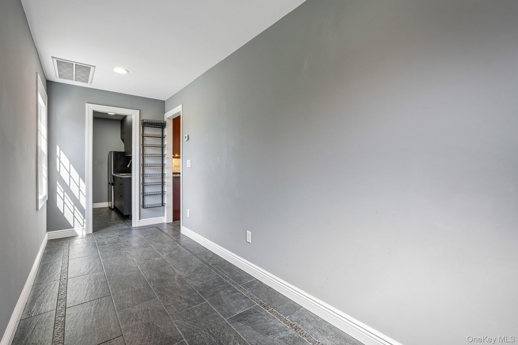 7 Ann Place Property Photo 18