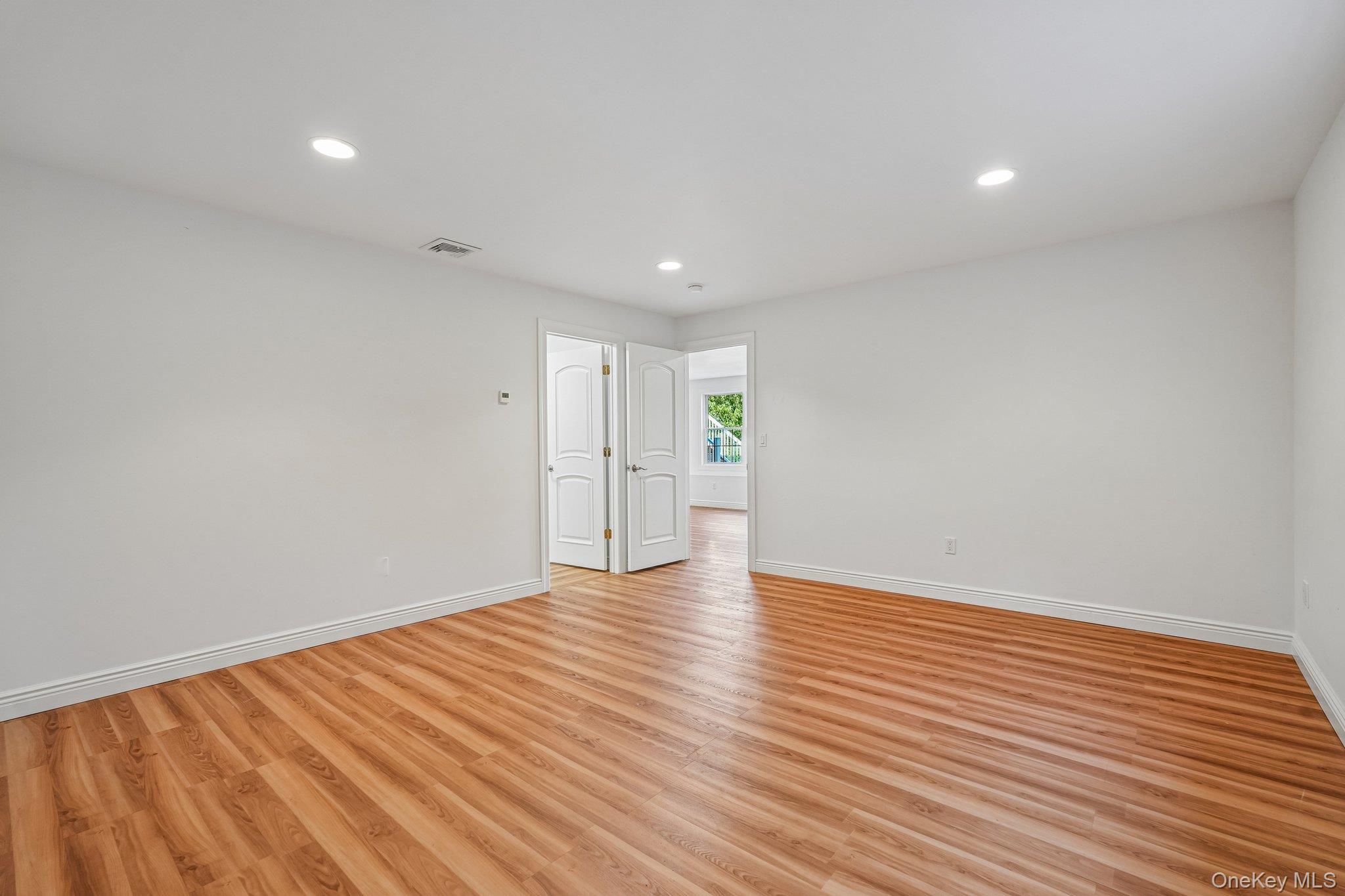 7 Ann Place Property Photo 31