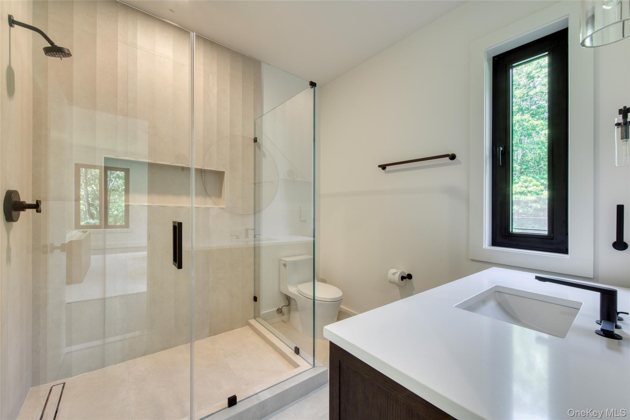 560 Little Noyac Path Property Photo 38