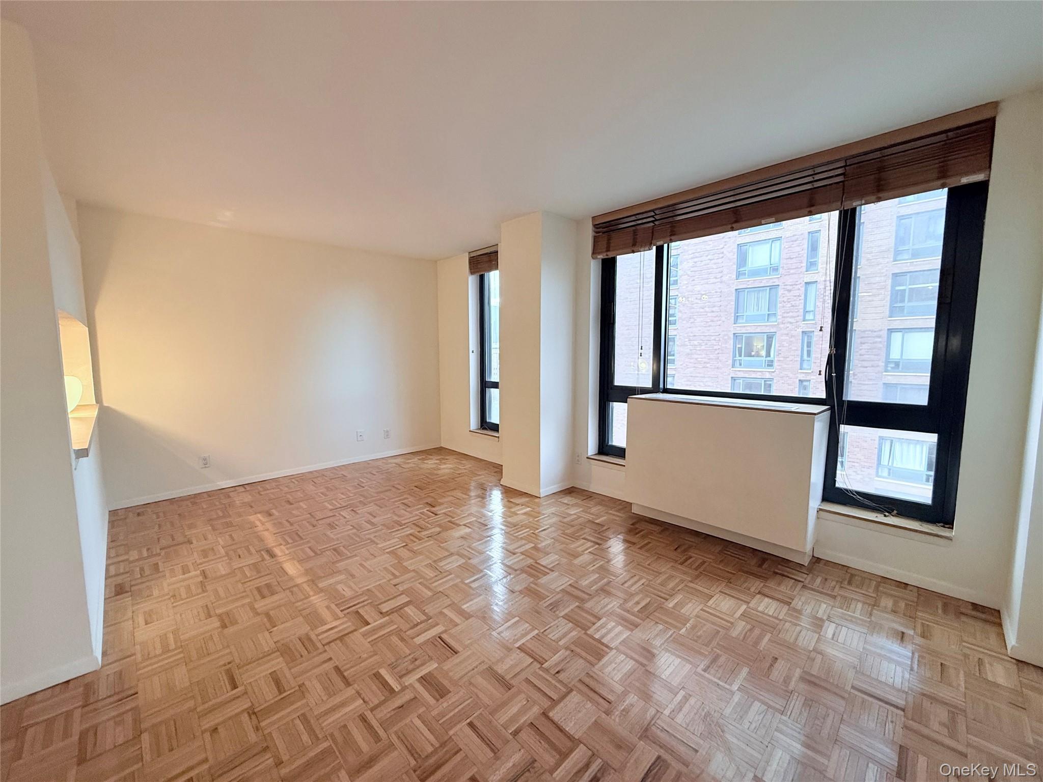 1 Irving Place U17h Property Photo 1