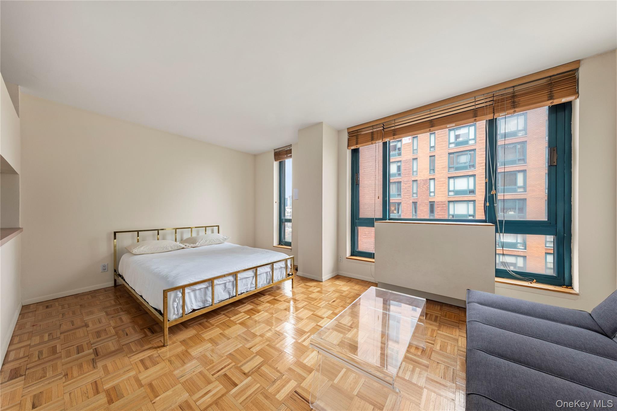 1 Irving Place U17h Property Photo 1