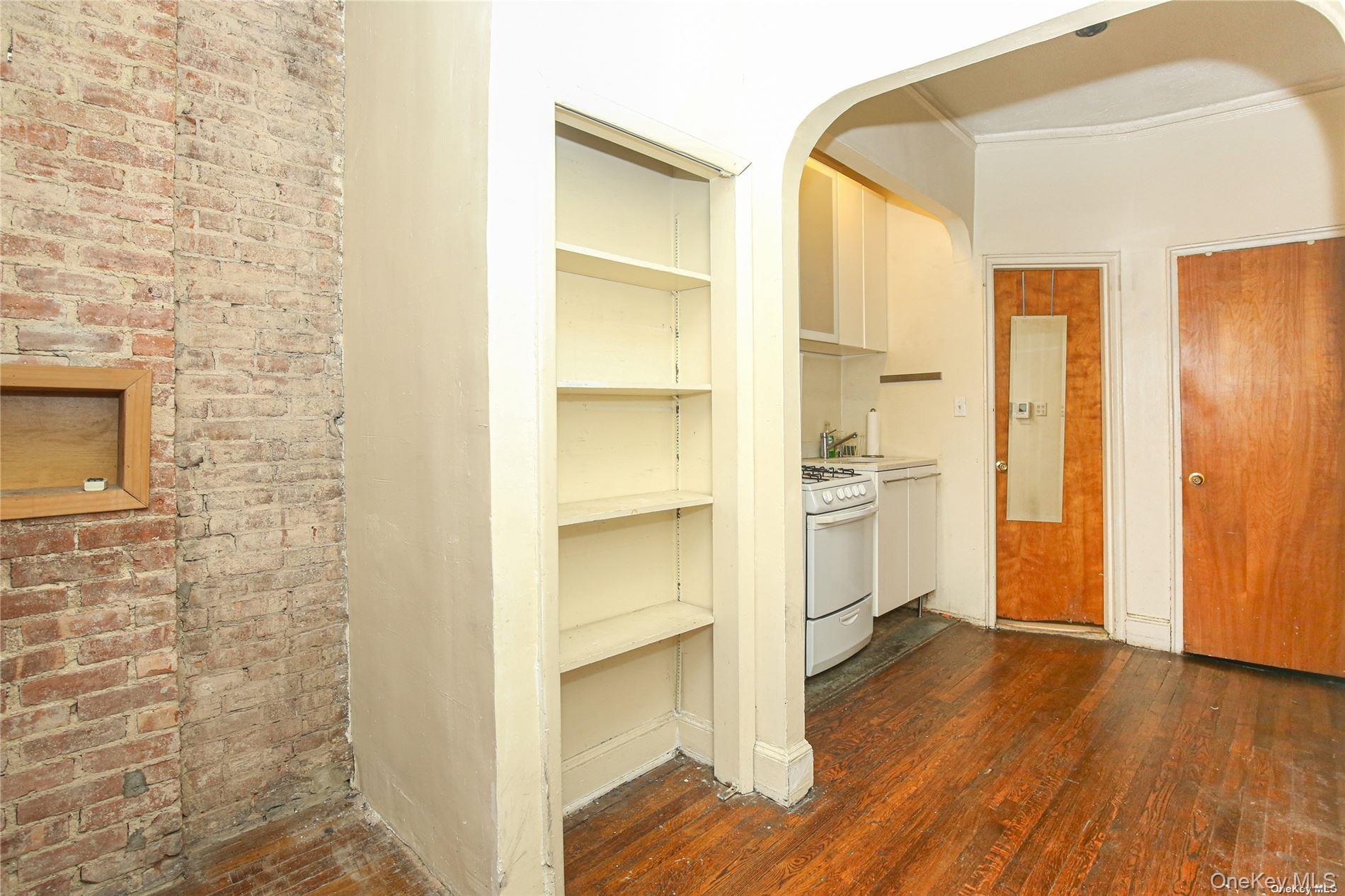 363 3rd Ave 4b Property Photo 7