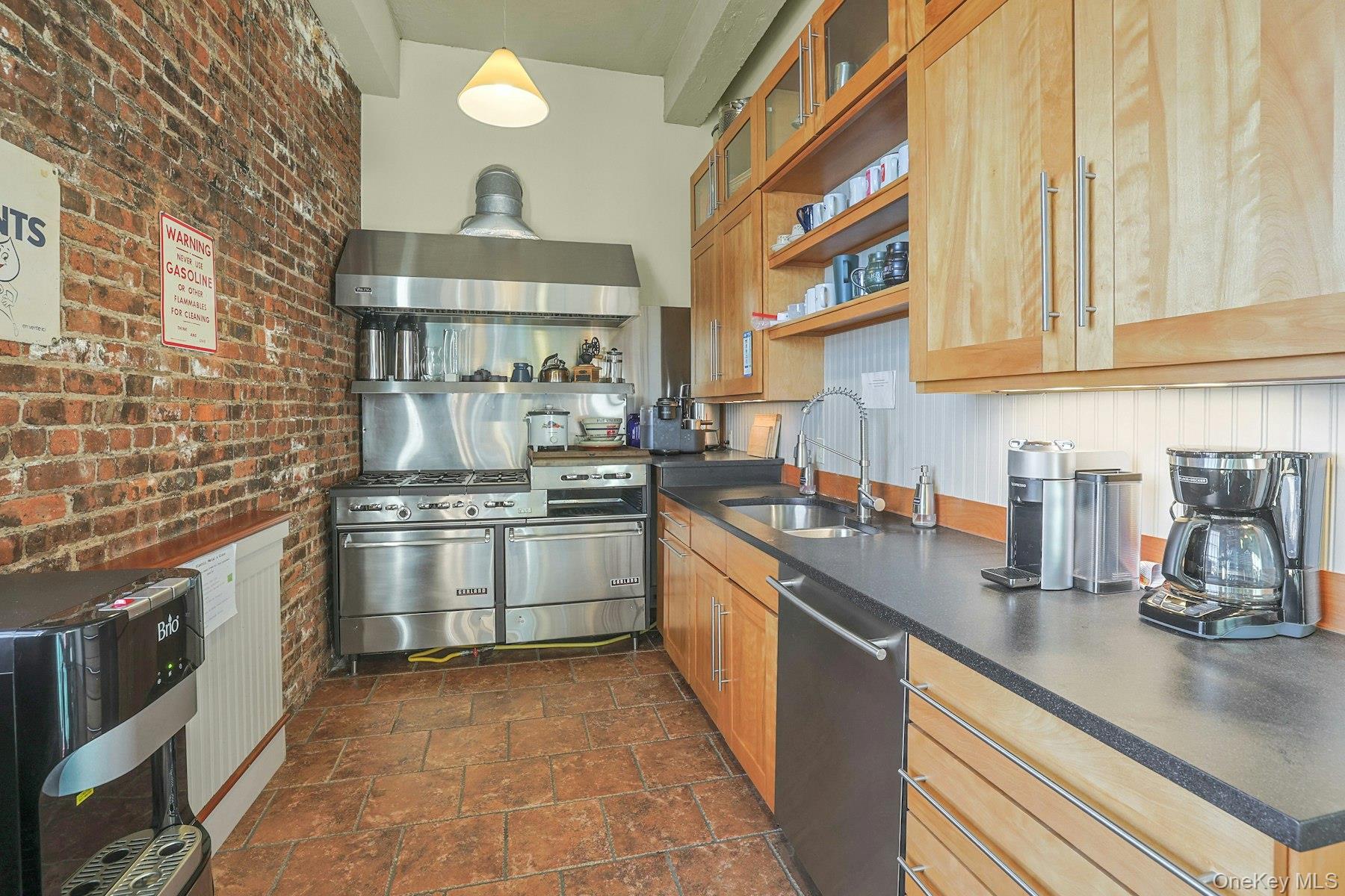 38 High Avenue 4-2 Property Photo 5