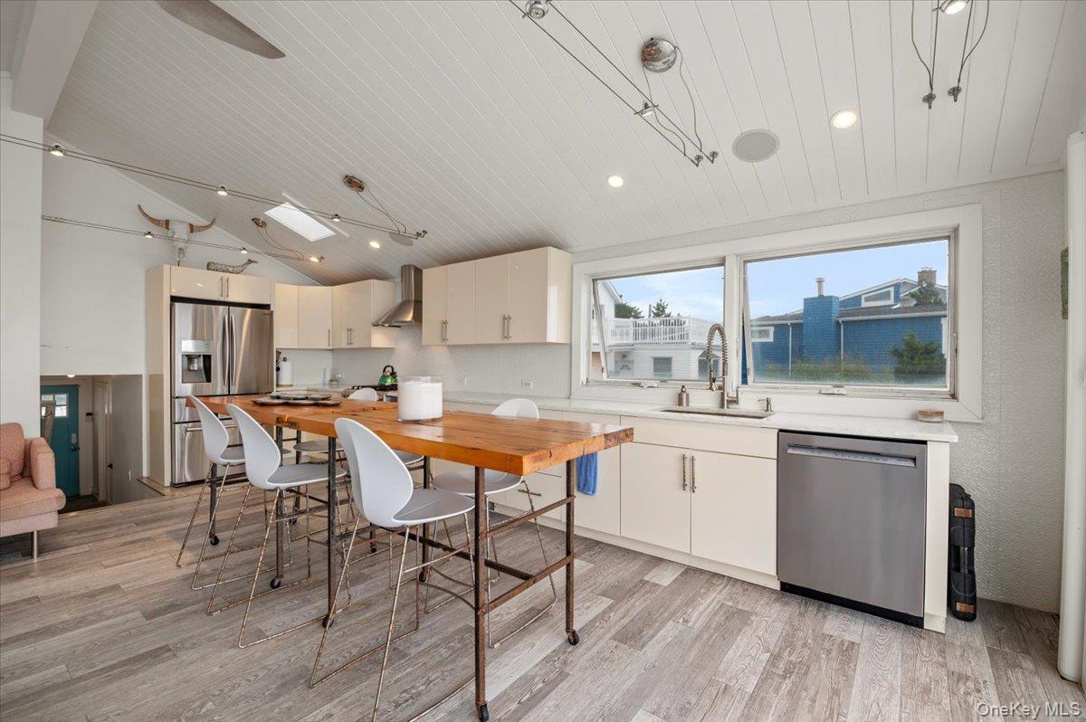 899 Oceanfront Property Photo 6