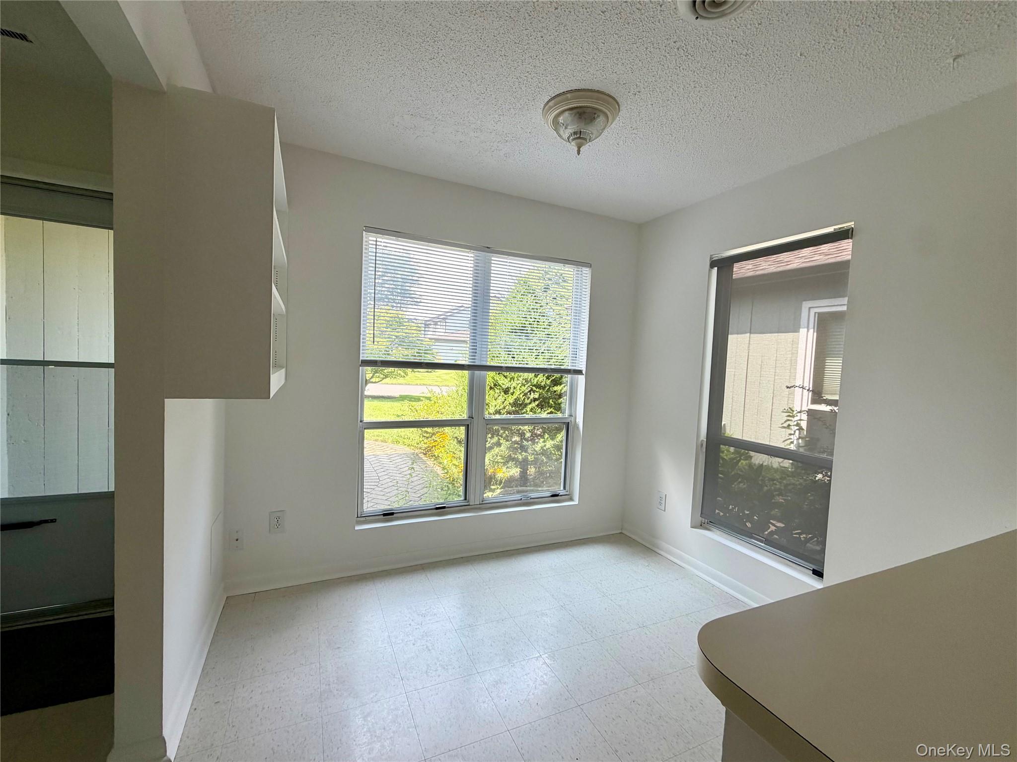 15 Pond Drive Property Photo 4